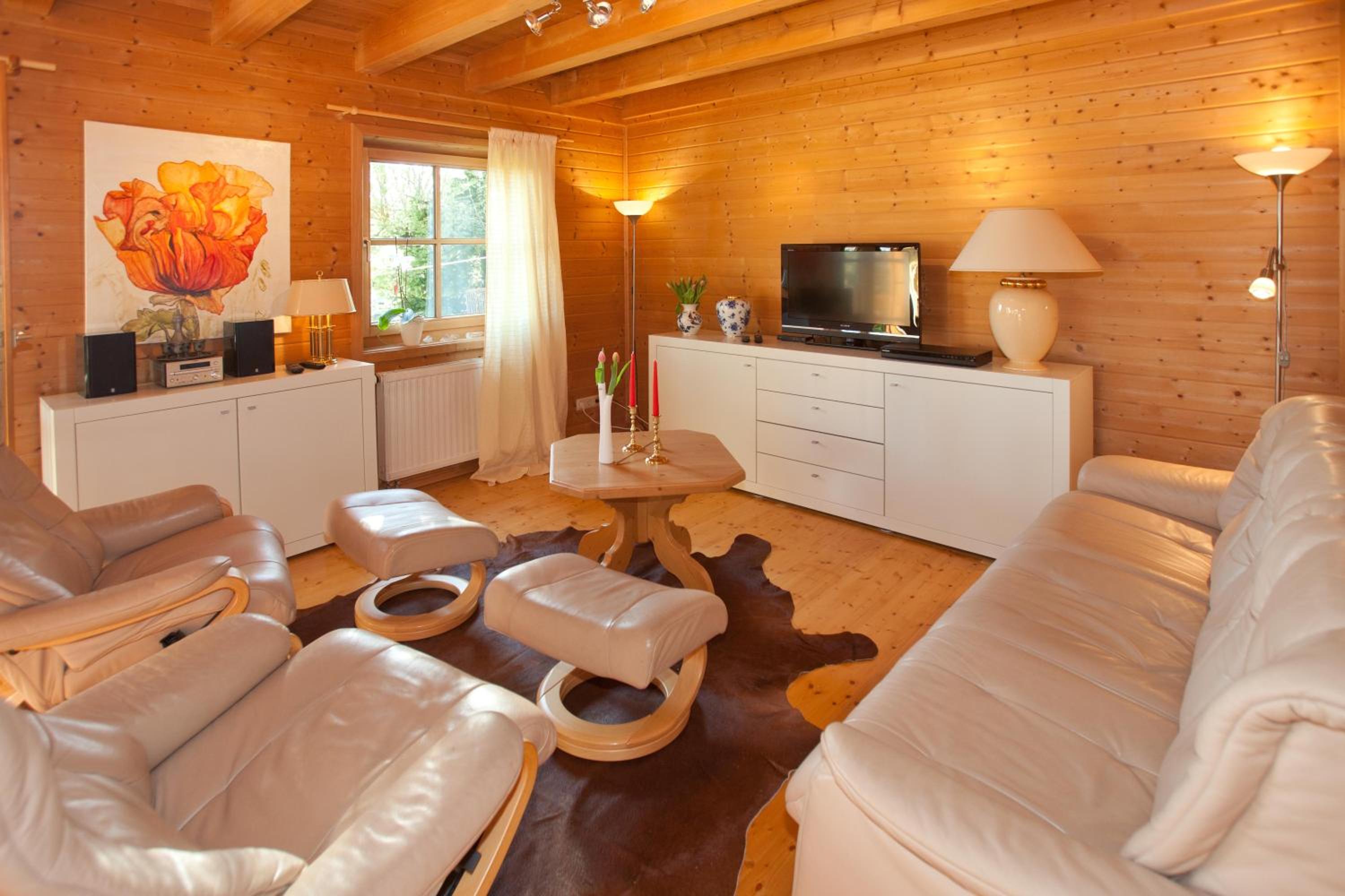 Apartment with Mountain View photo 1