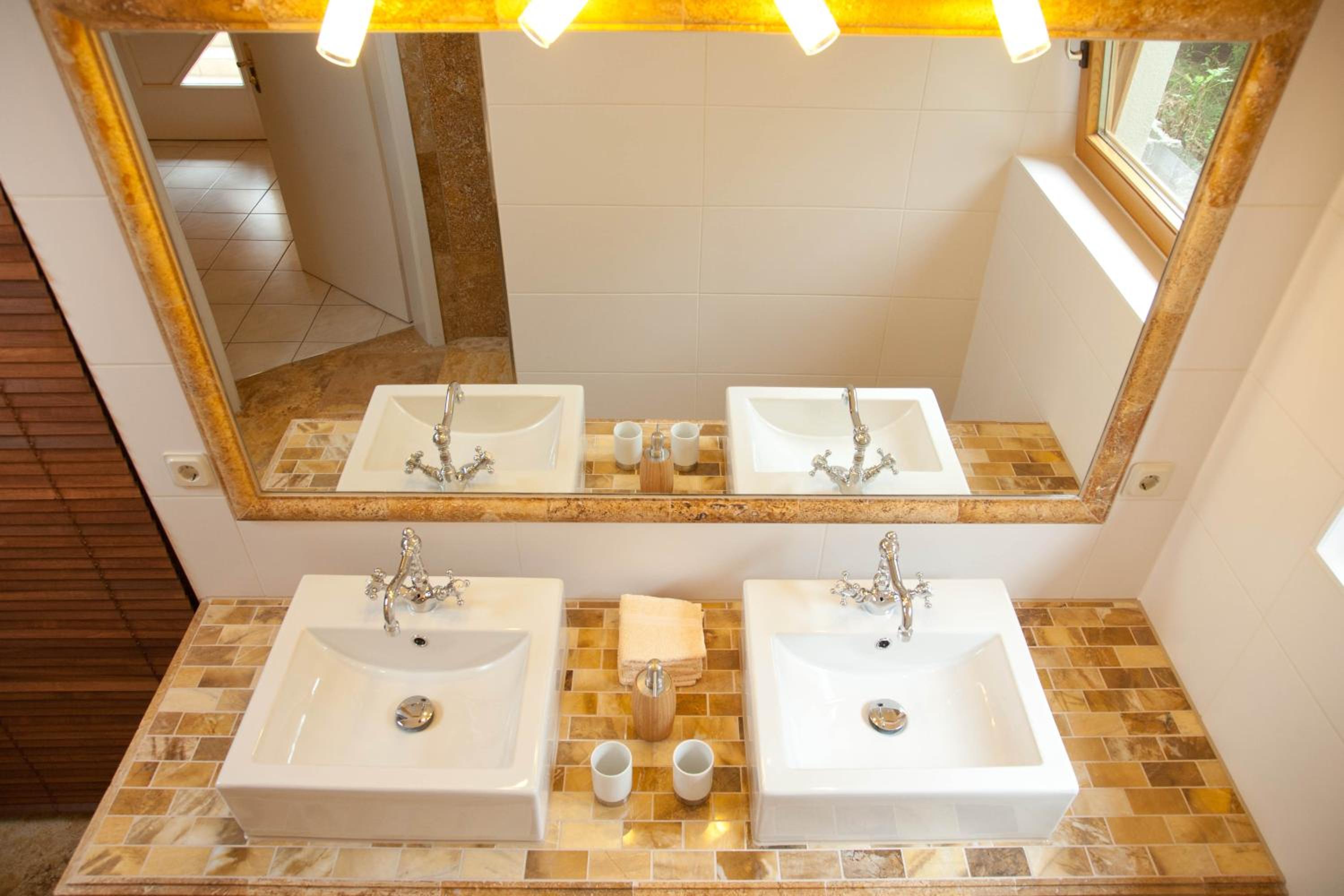 Apartment with Garden View - Ground Floor - Photo 14