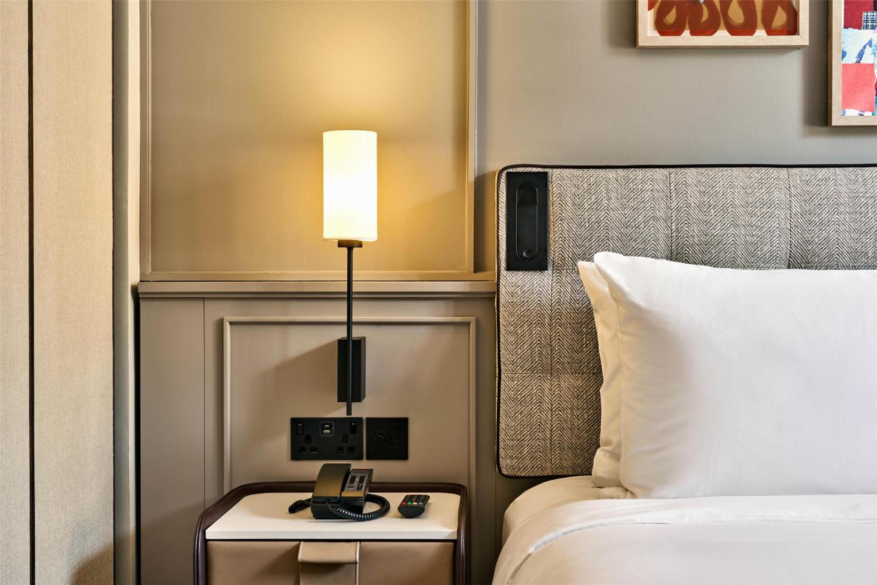 Superior King Room photo 3