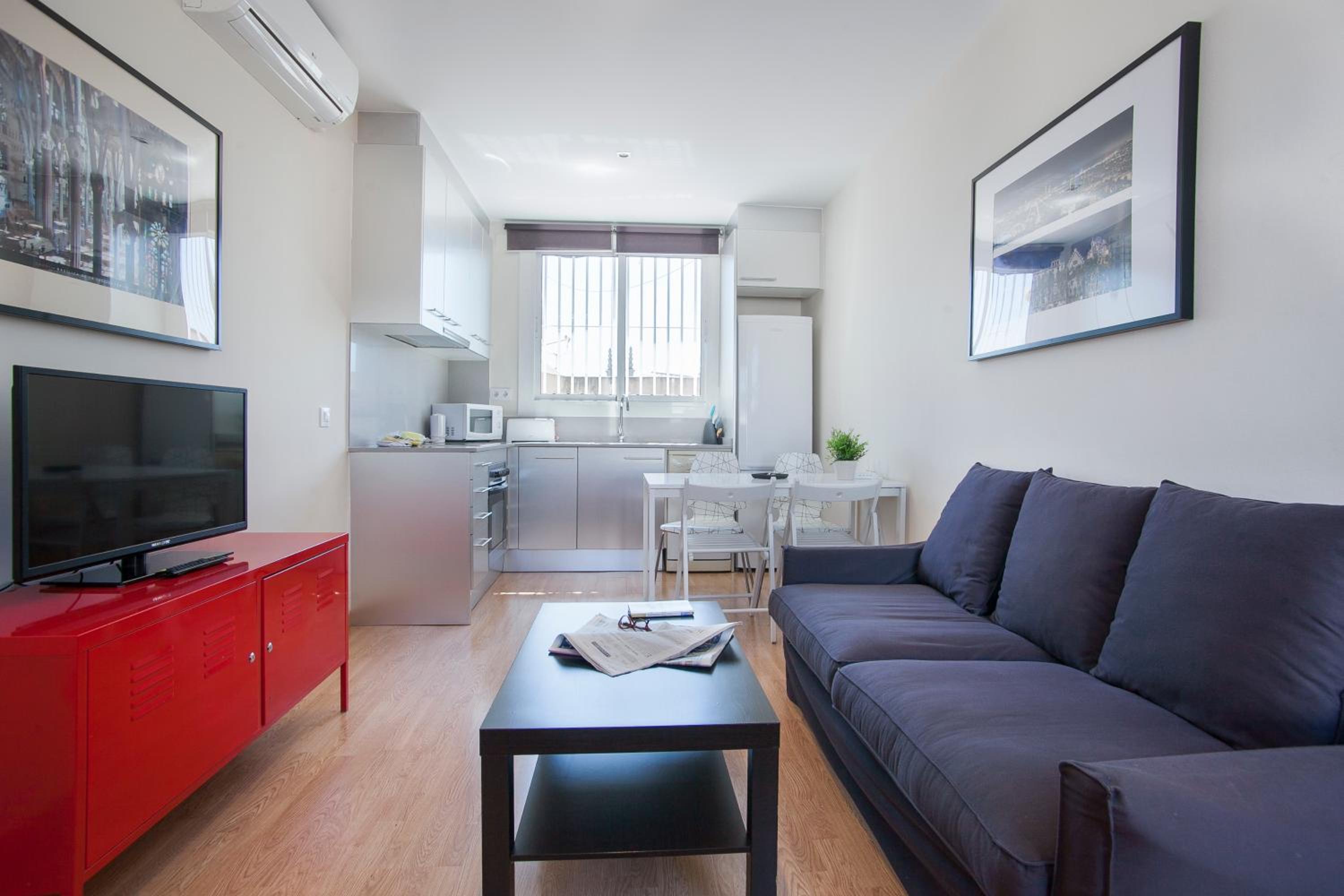 Apartamento de Dos Habitaciones con Terraza