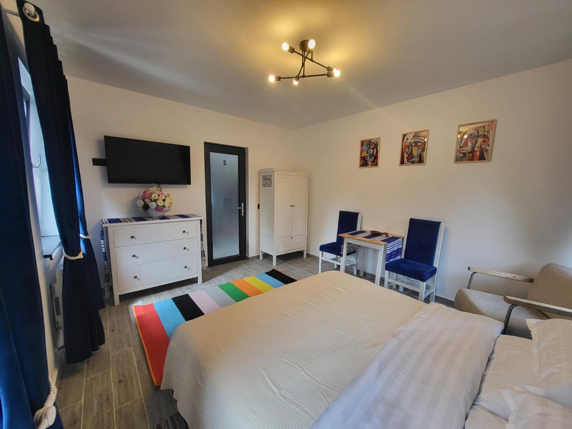 Queen Room photo 3