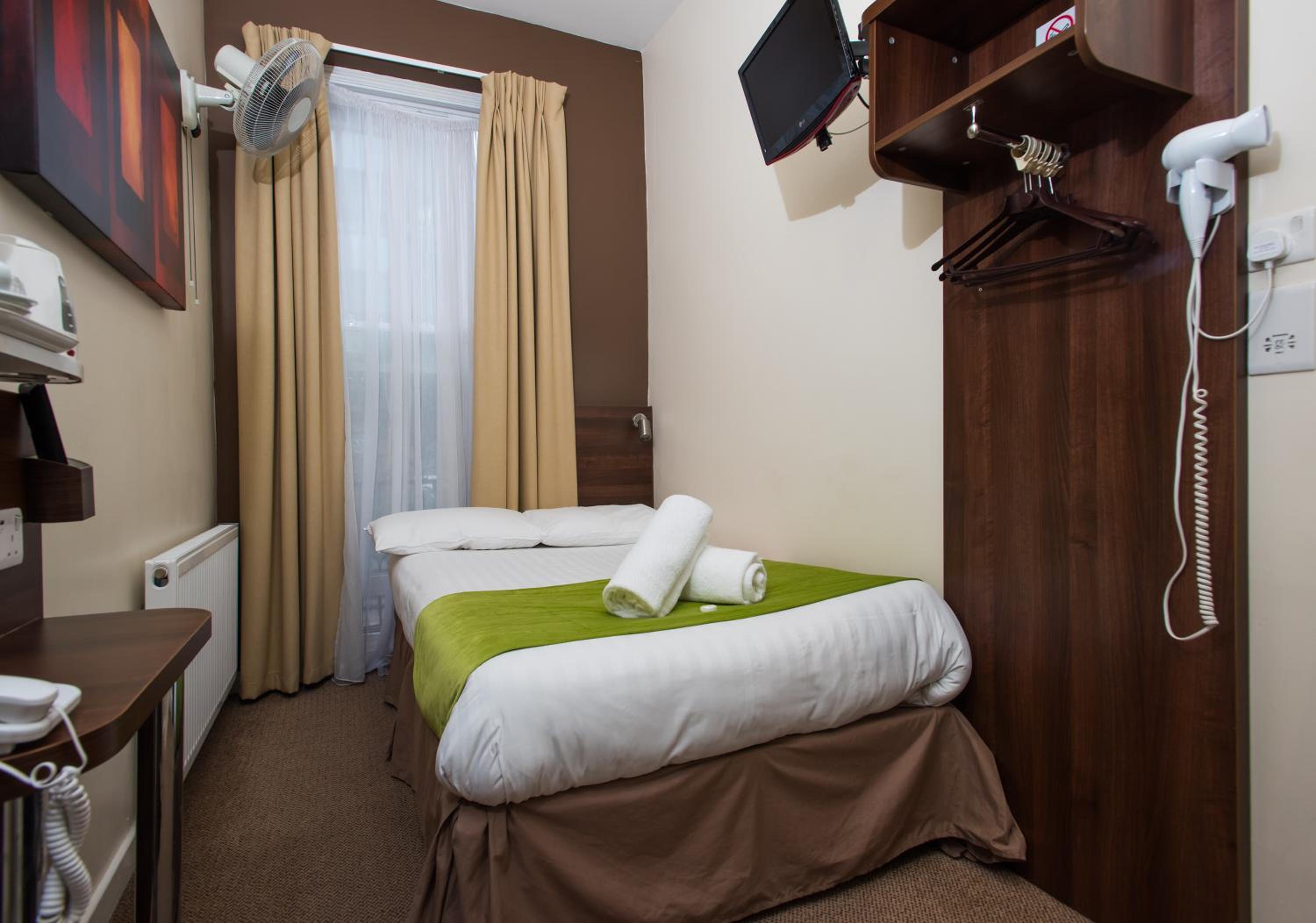 Double Room with Shared Toilet photo 1