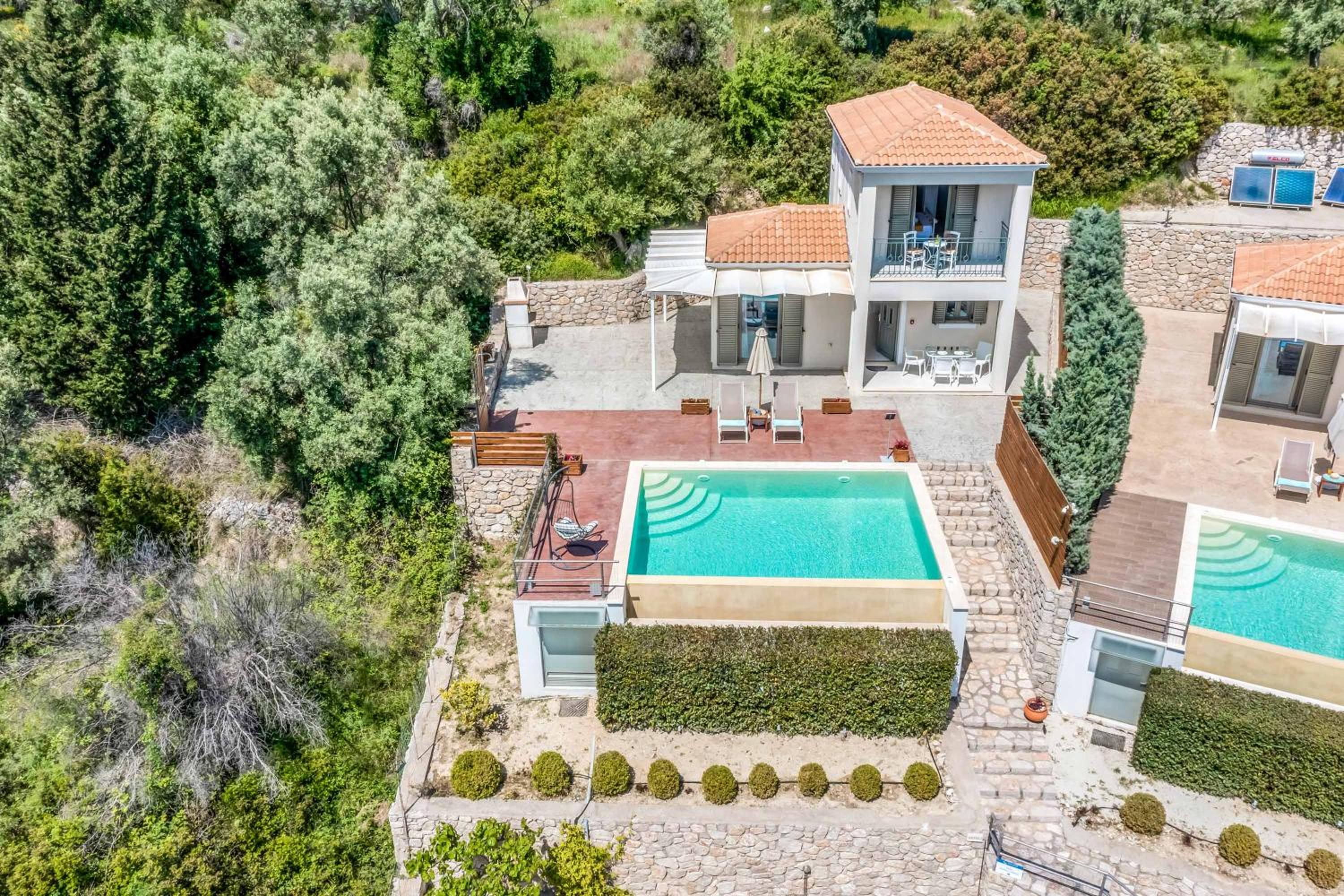 Villa photo 1