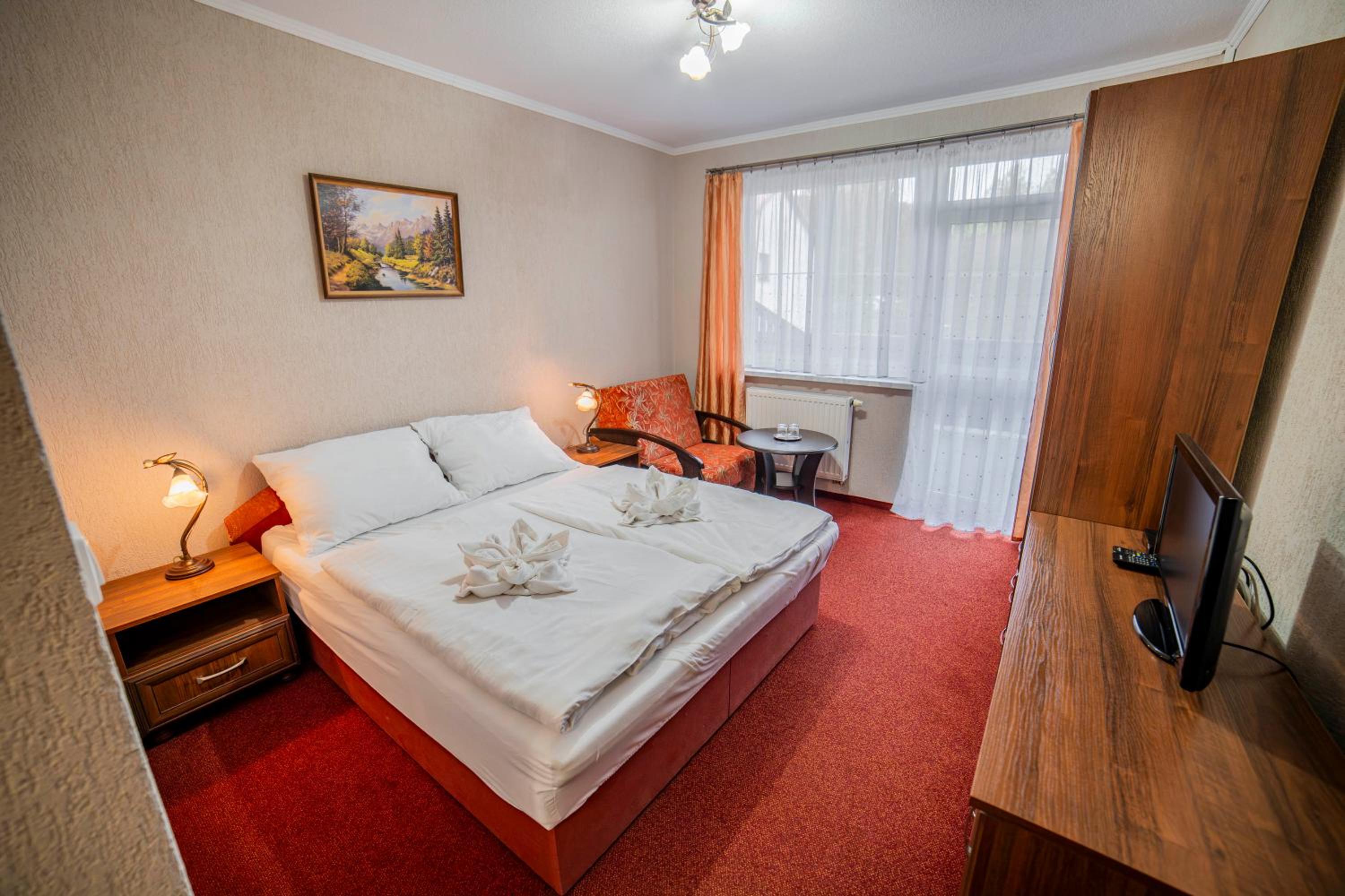 Double Room with Extra Bed photo 2