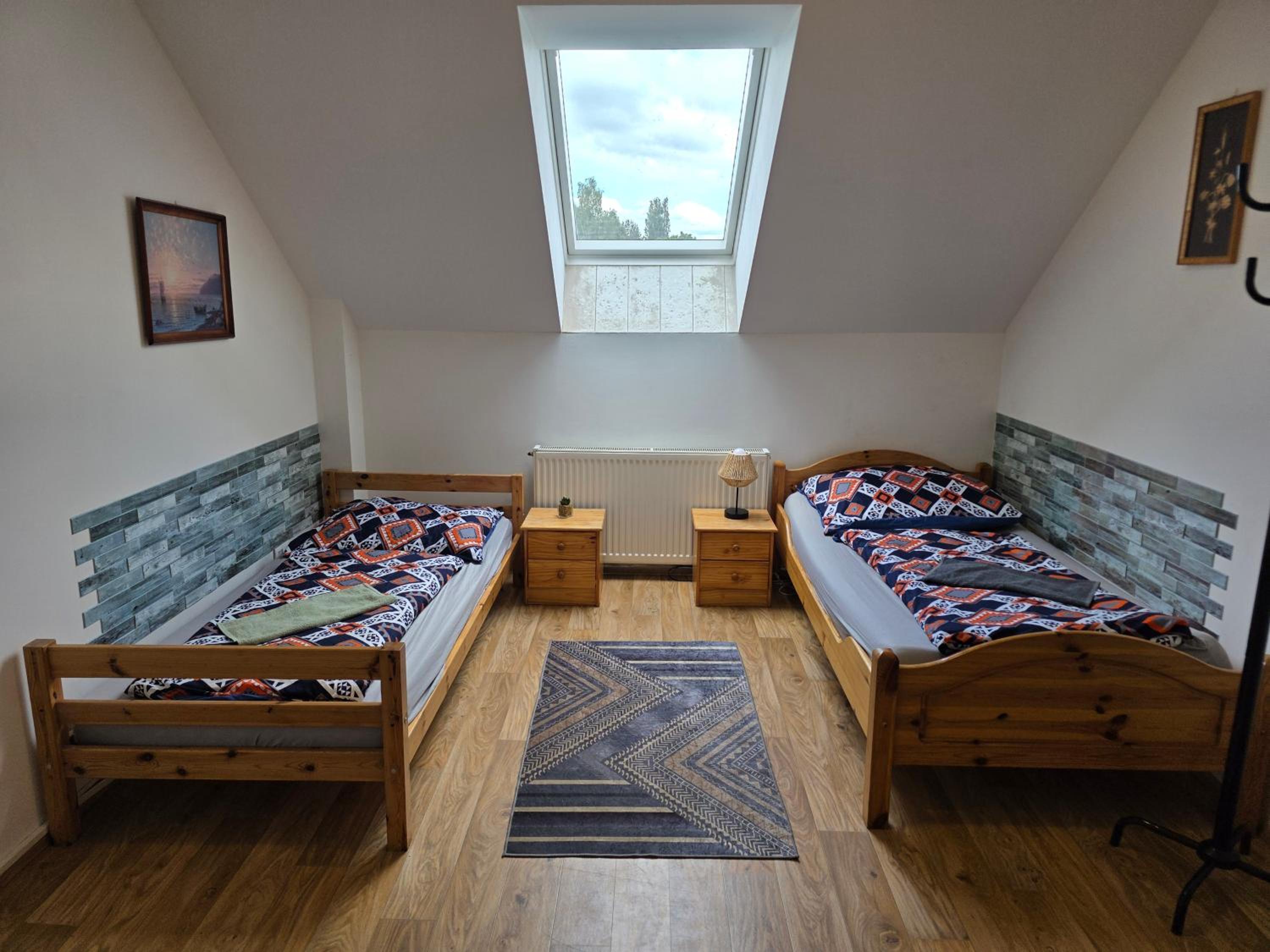 Standard Twin Room photo 2