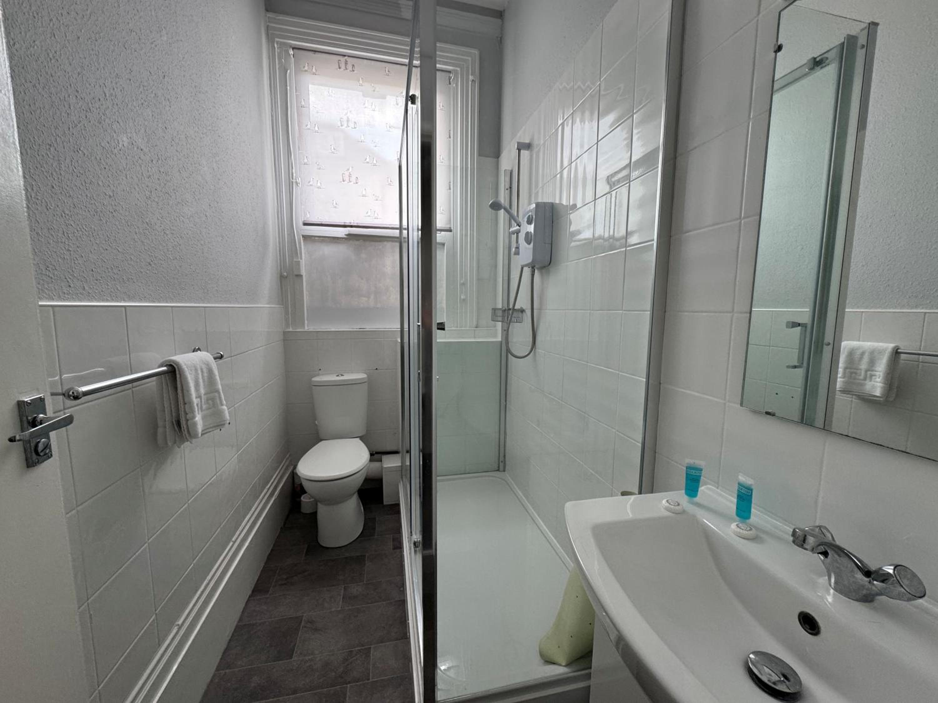 Studio Apartment photo 2