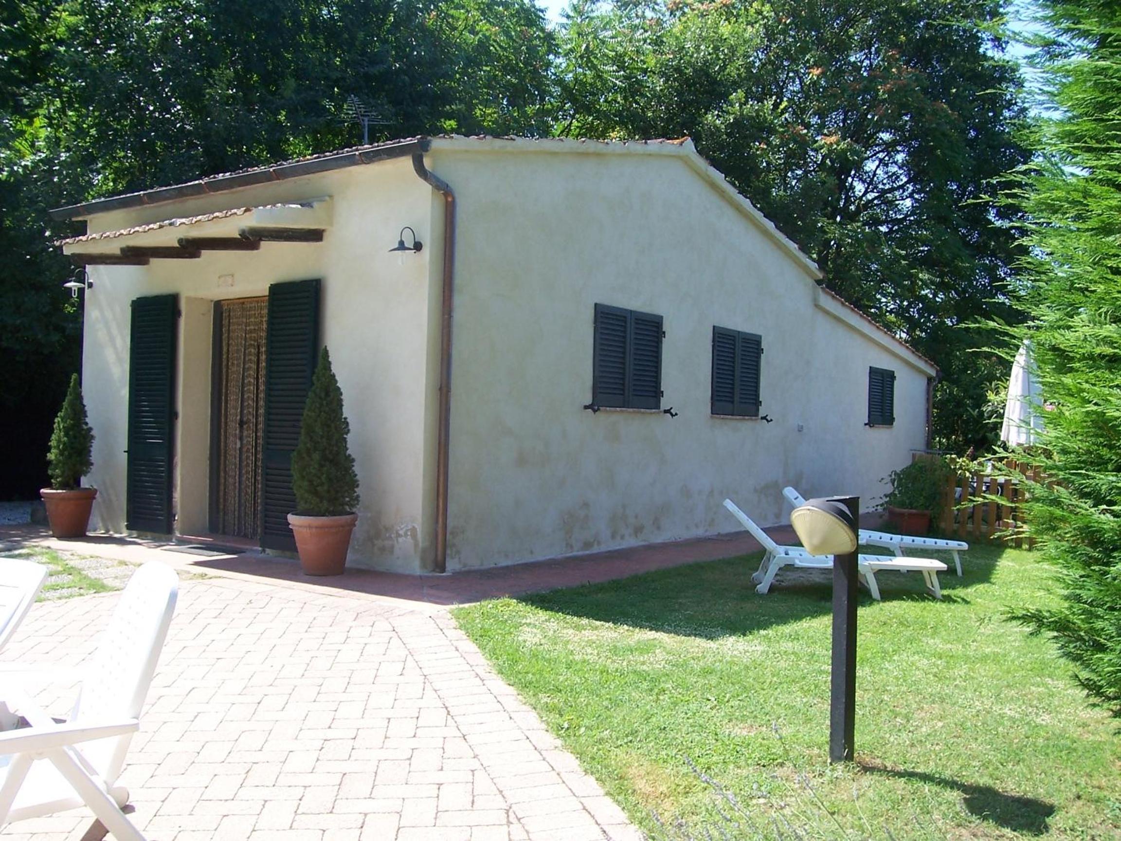Two-Bedroom Apartment with Garden - Photo 7