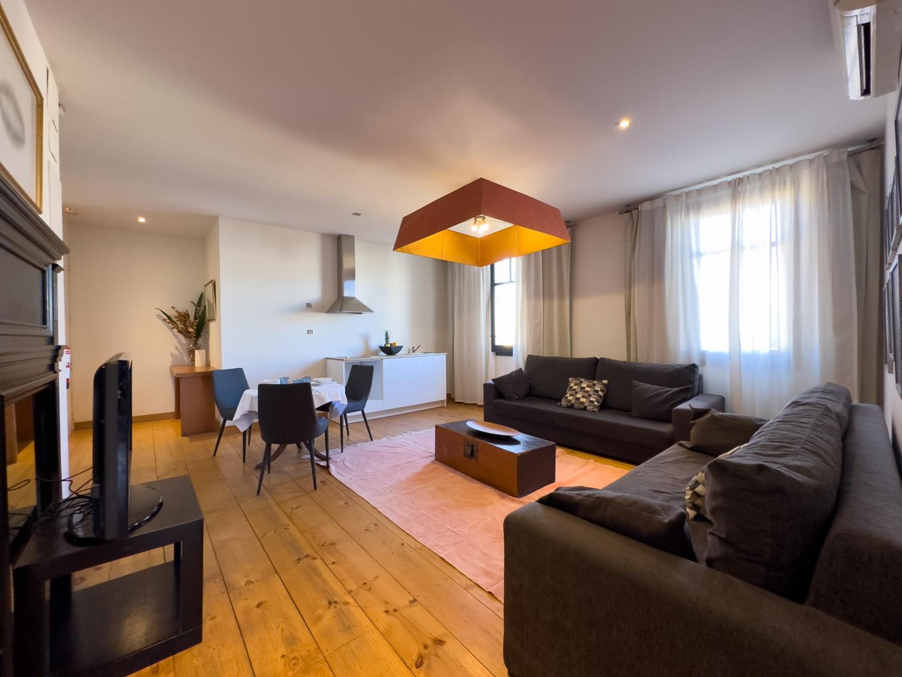 Deluxe Double or Twin Room with shared lounge photo 2