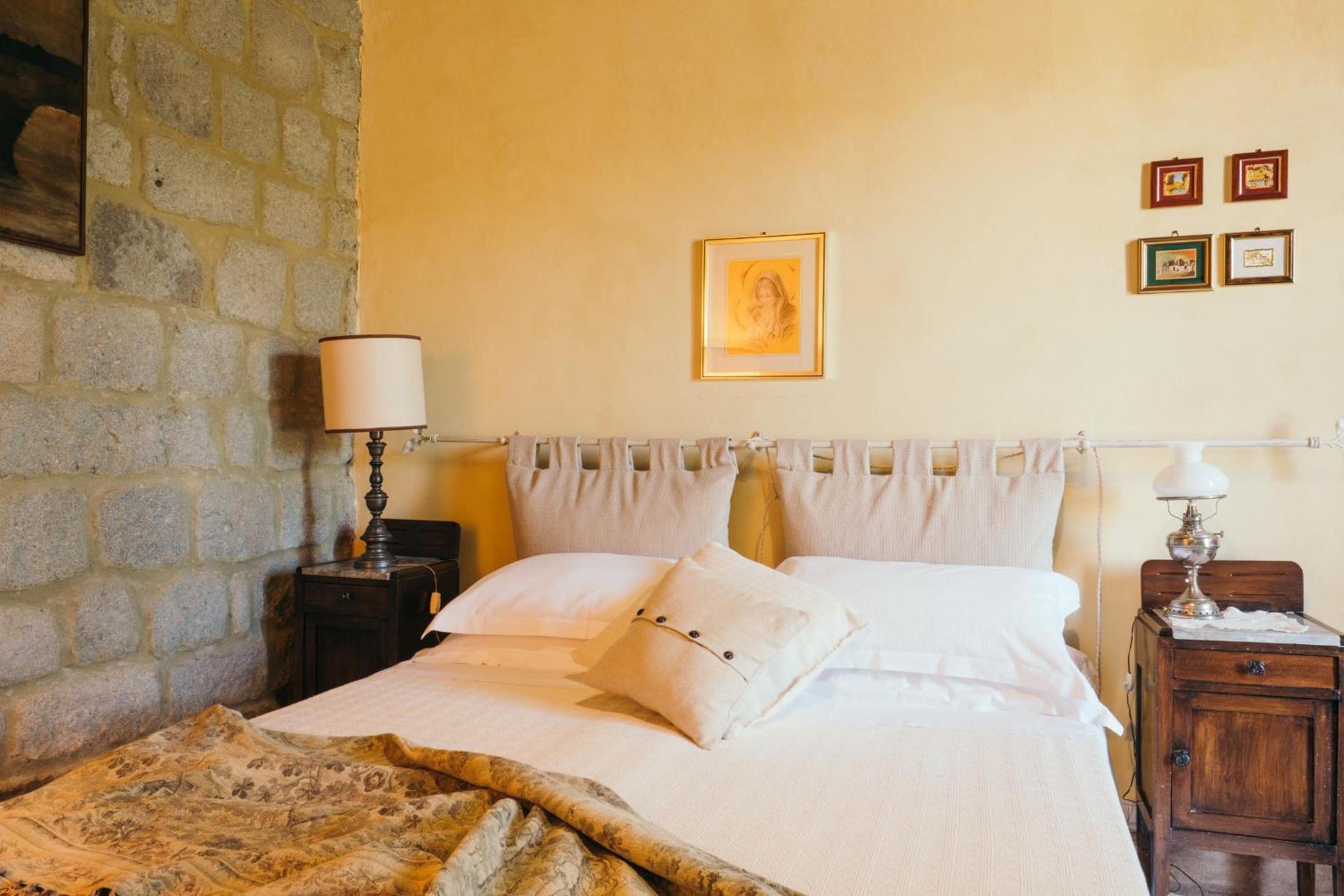 Double or Twin Room with Garden View photo 3