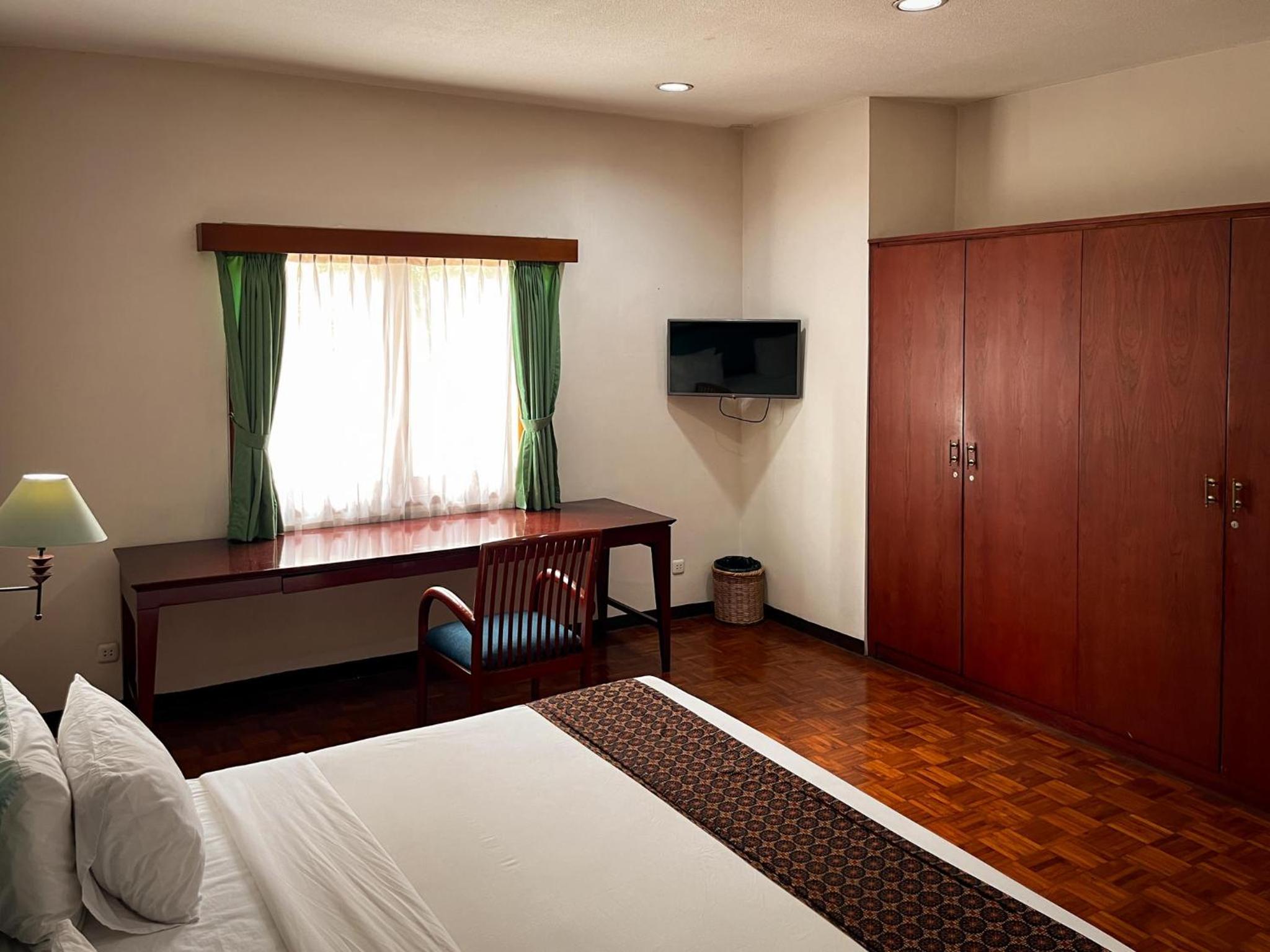 Junior Suite Room & Dine for 2 Adults only