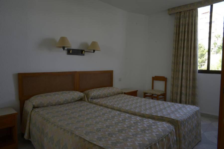 One-Bedroom Apartment (3 Adults + 1 Child) photo 3