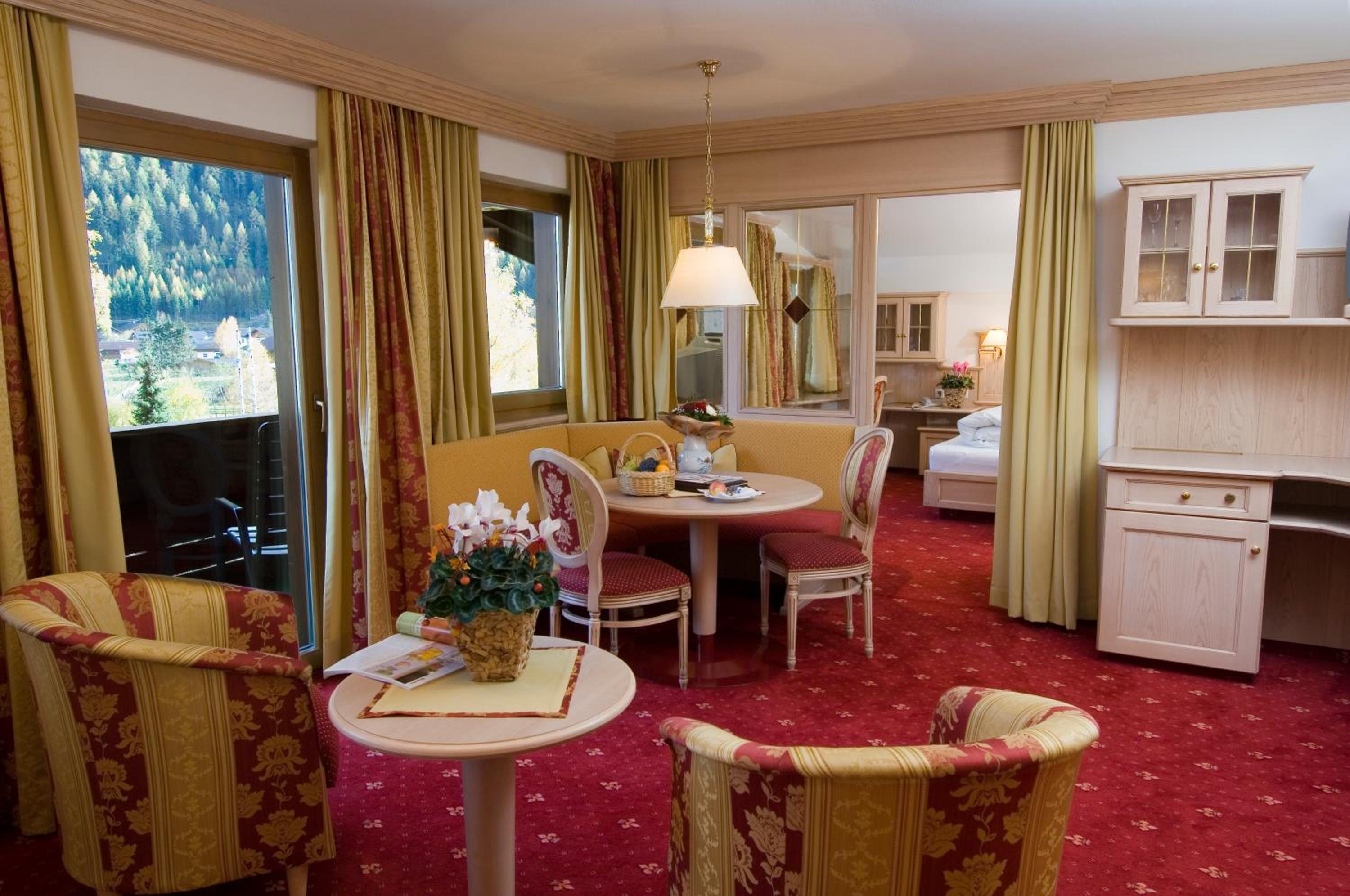Executive Suite photo 2