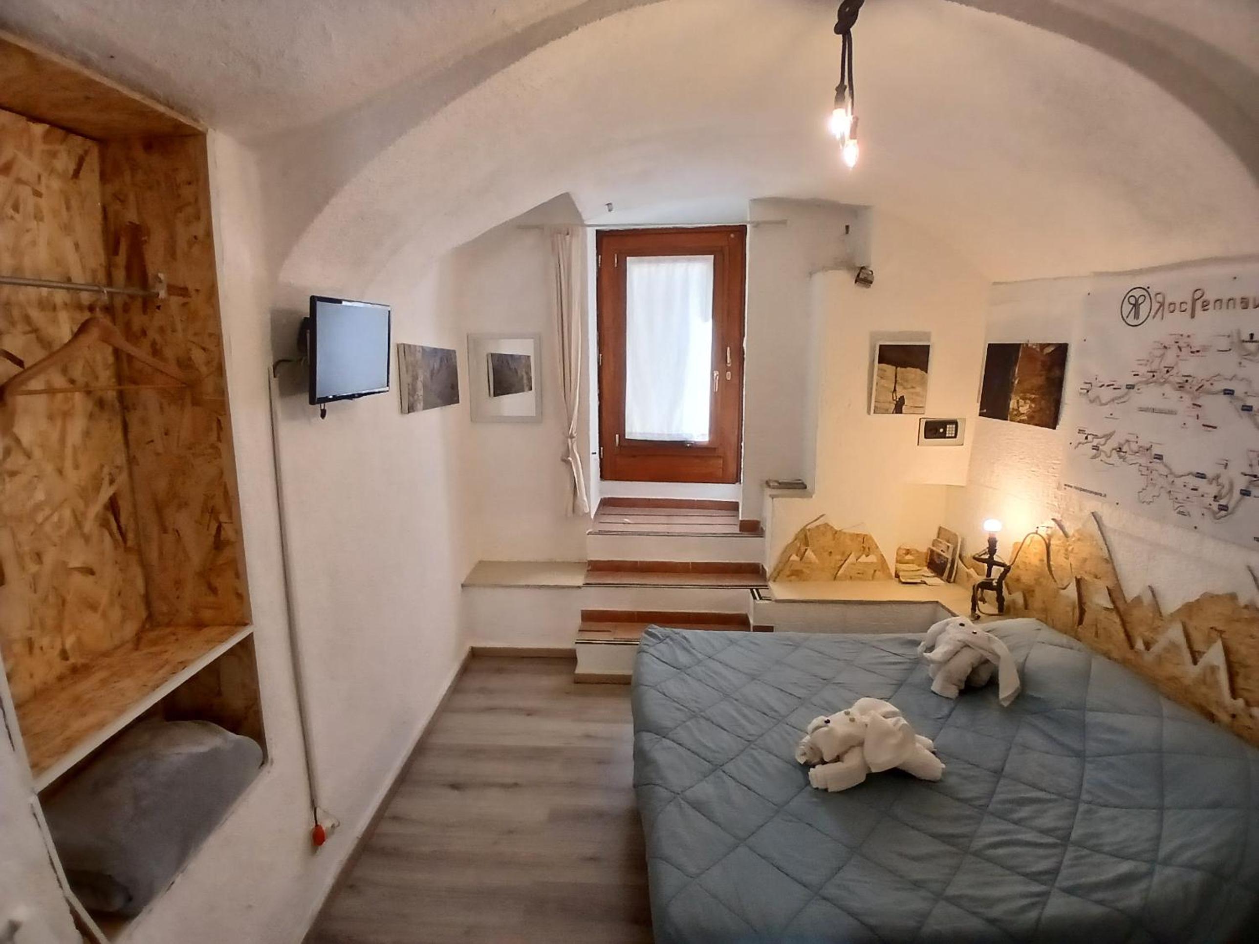 Double or Twin Room photo 2