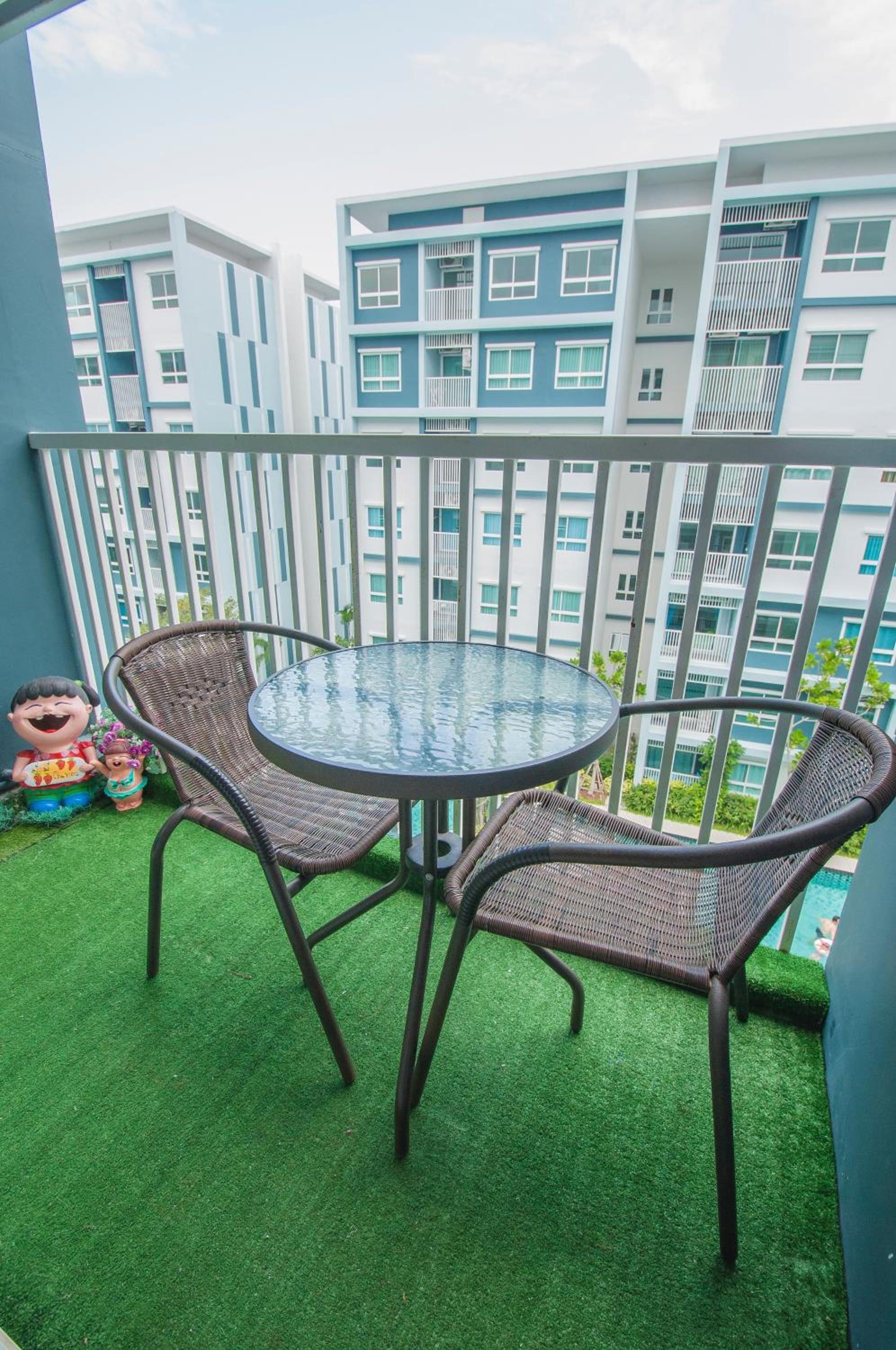 Apartment with Pool View  - Photo 7