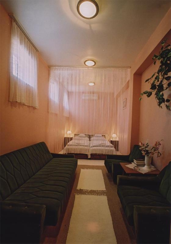 Suite - Photo 2