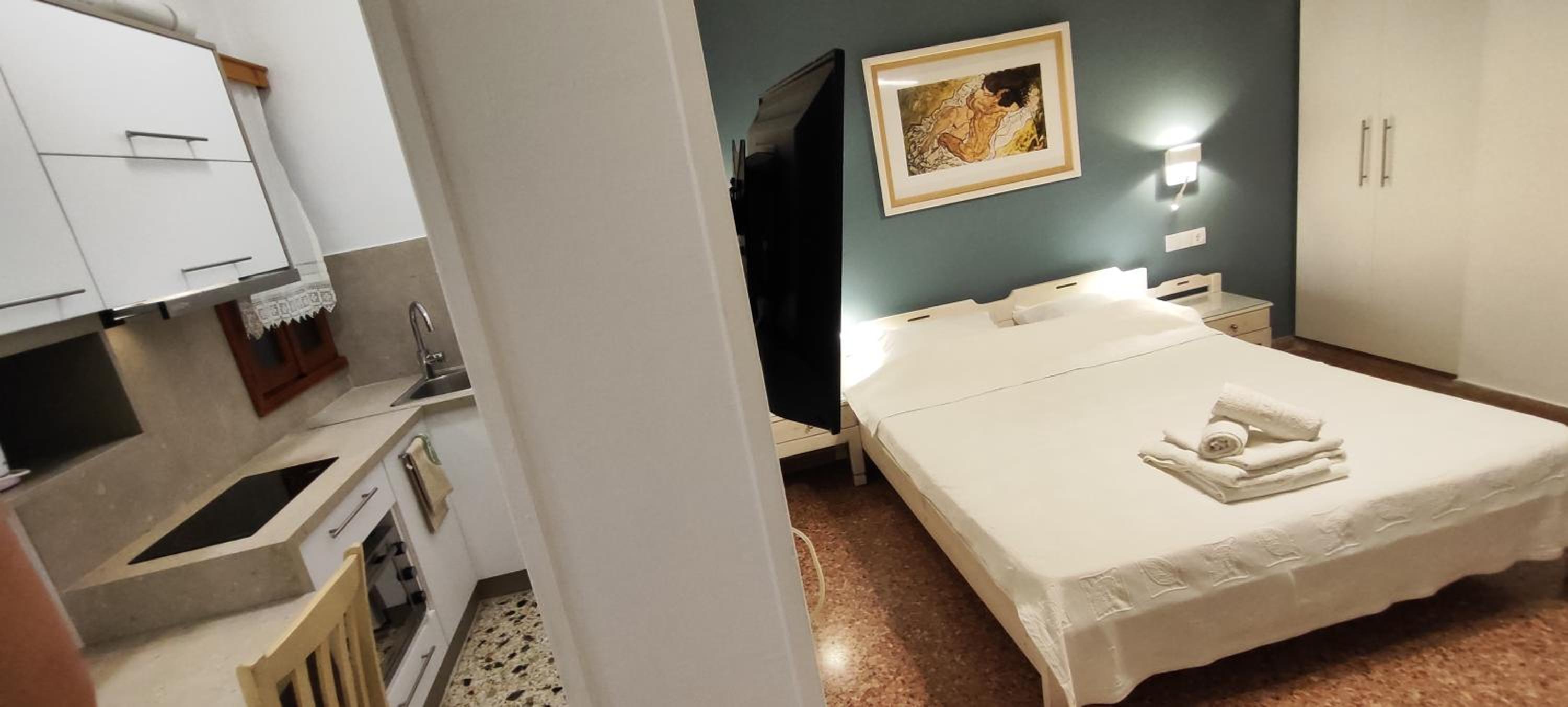Standard Triple Room photo 3