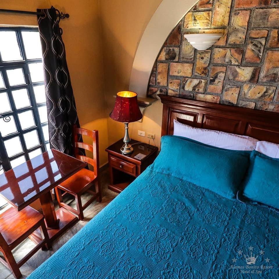 Deluxe Double Room with Balcony - Photo 3