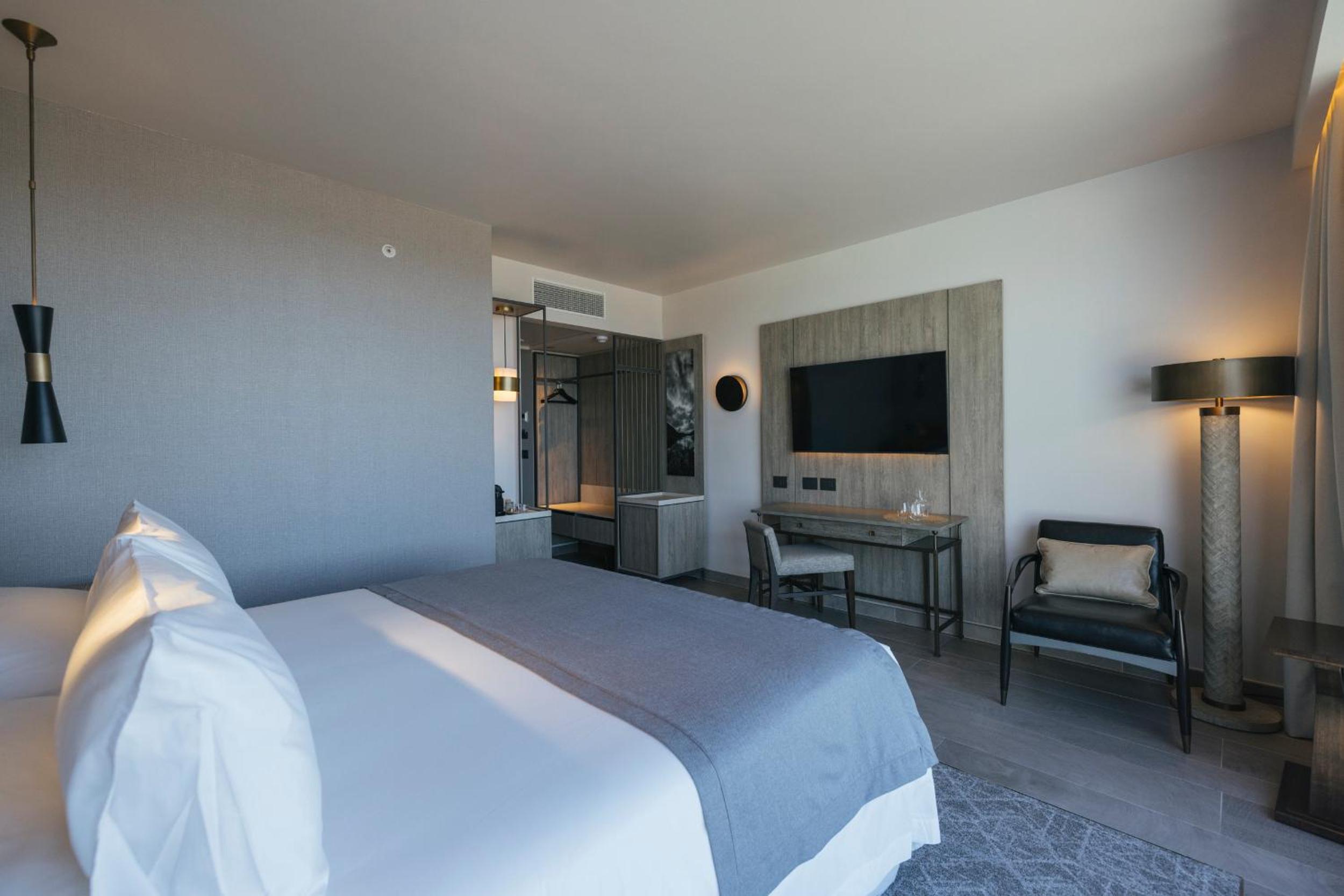 Double Room - Photo 3