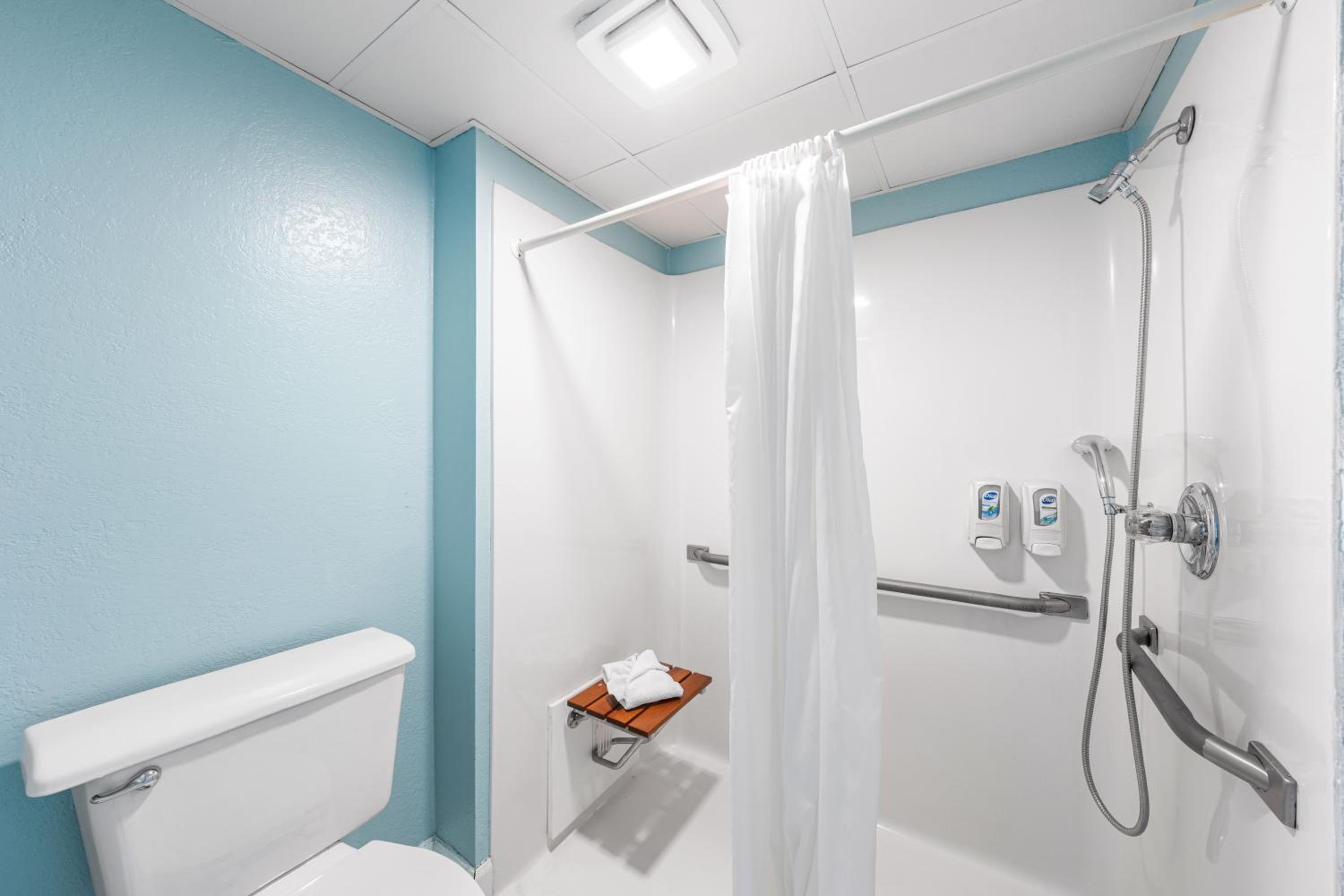 Double Room - Disability Access - Photo 5