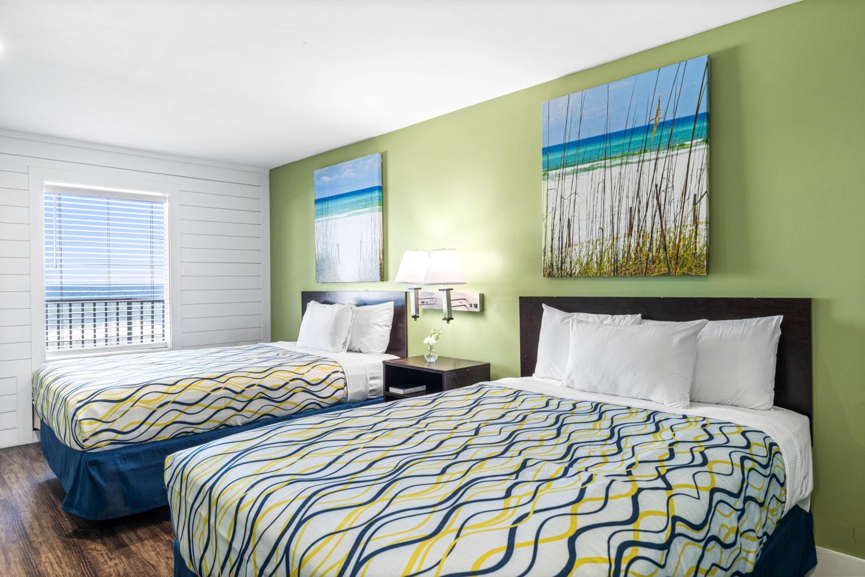 Deluxe Double Room with Sea View - Photo 9