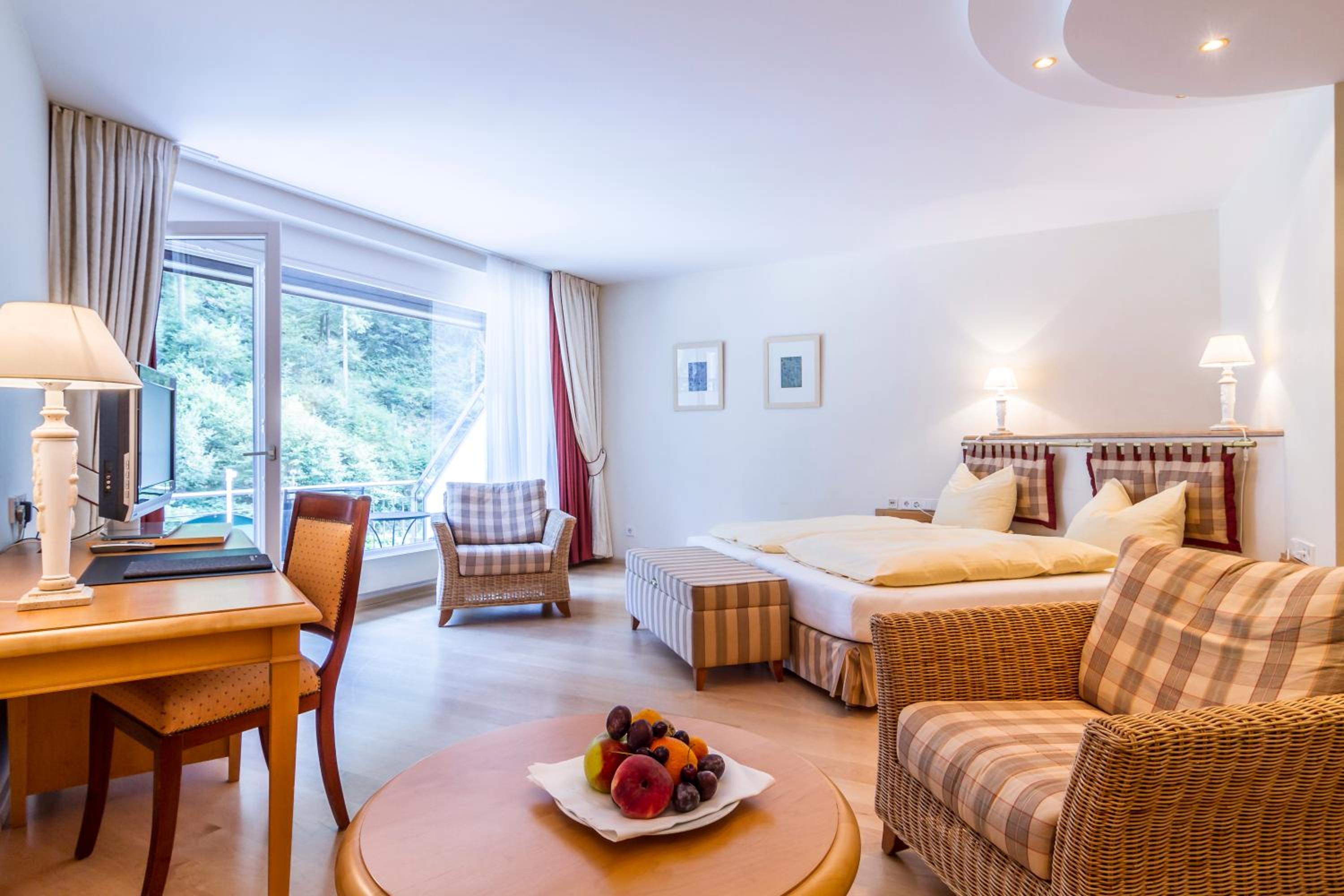 Deluxe Double Room - Photo 1