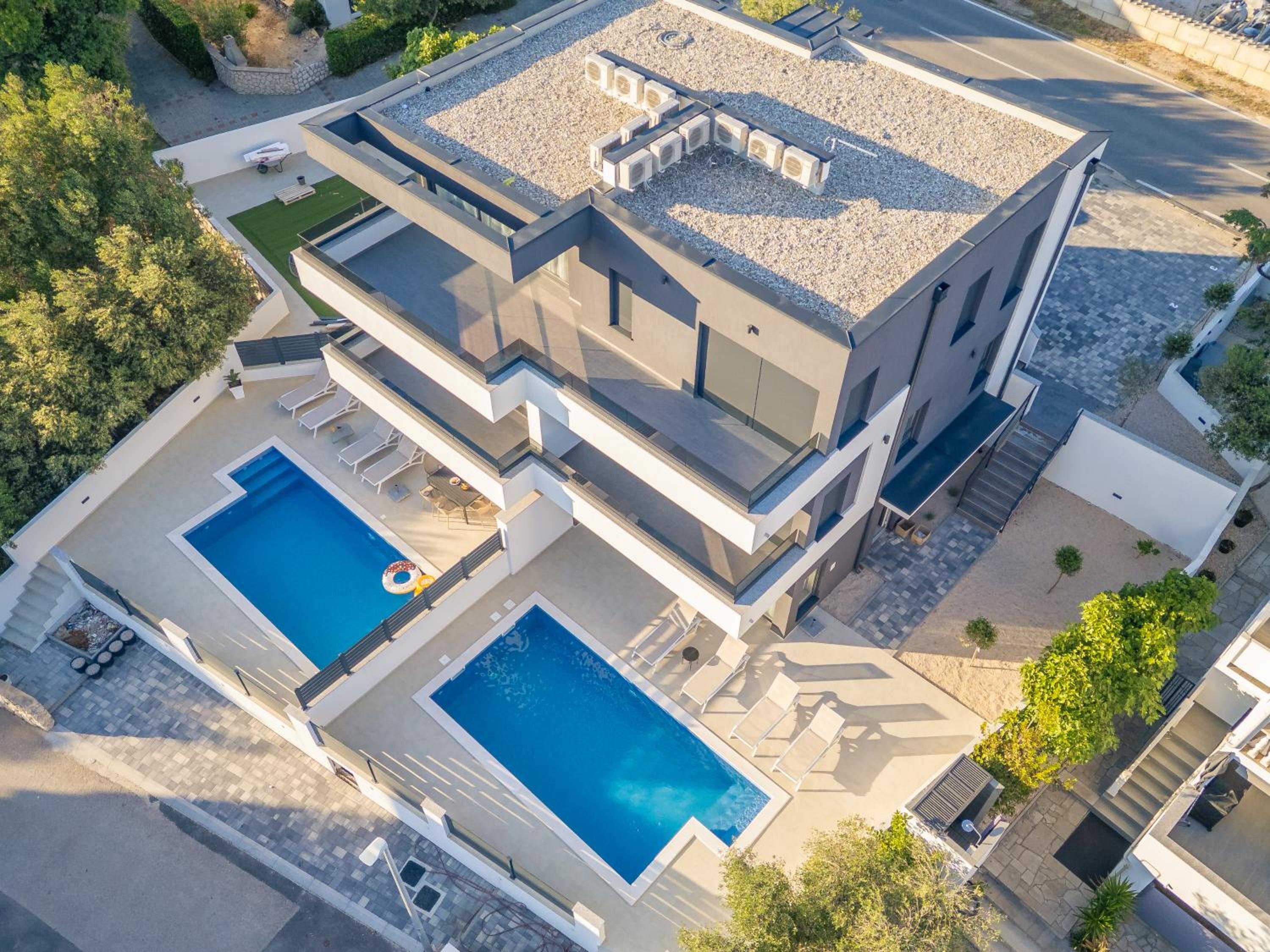 Villa with Private Pool photo 1