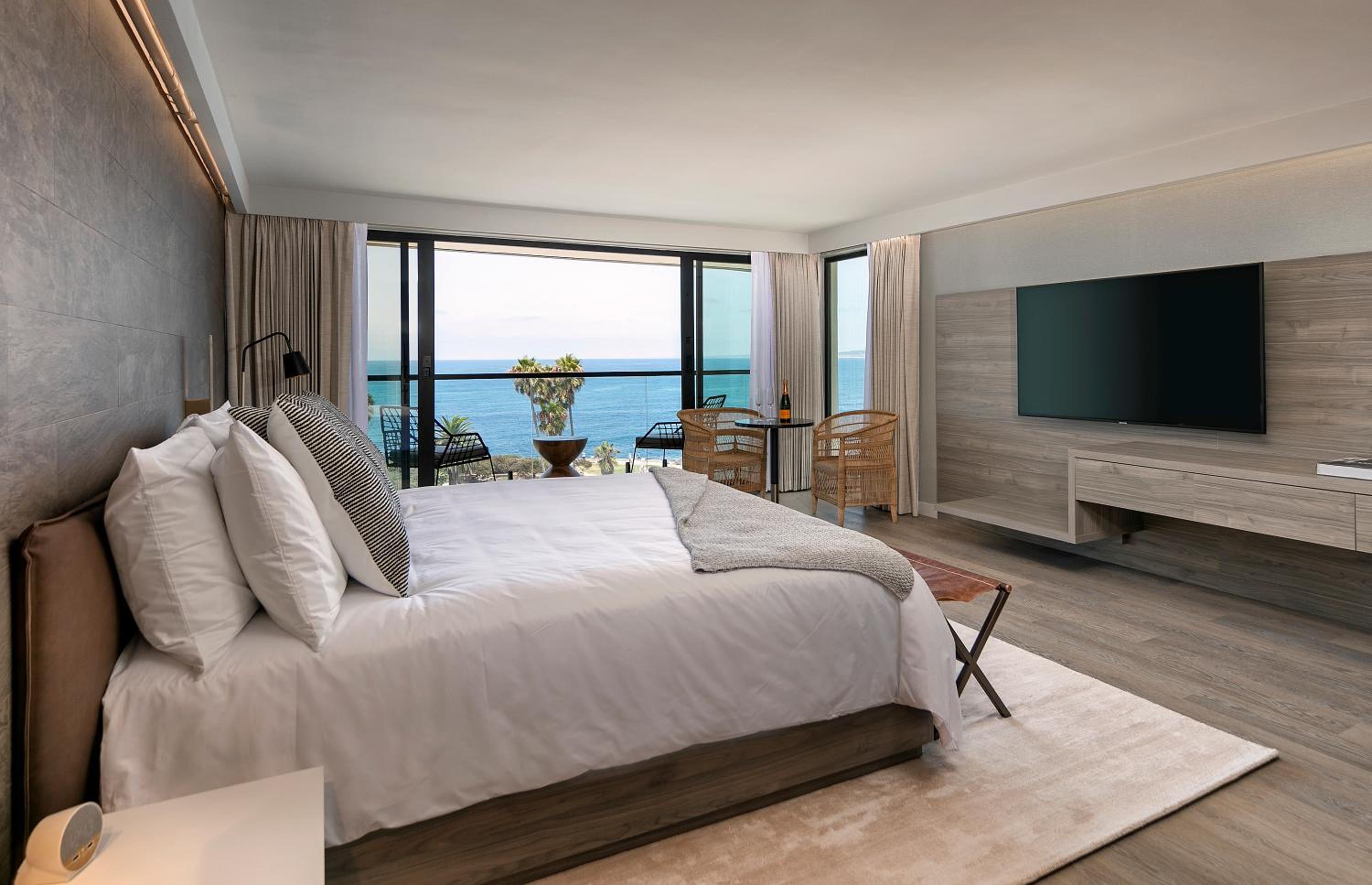 ALL NEW! Pines Corner Penthouse Suite  - Photo 3