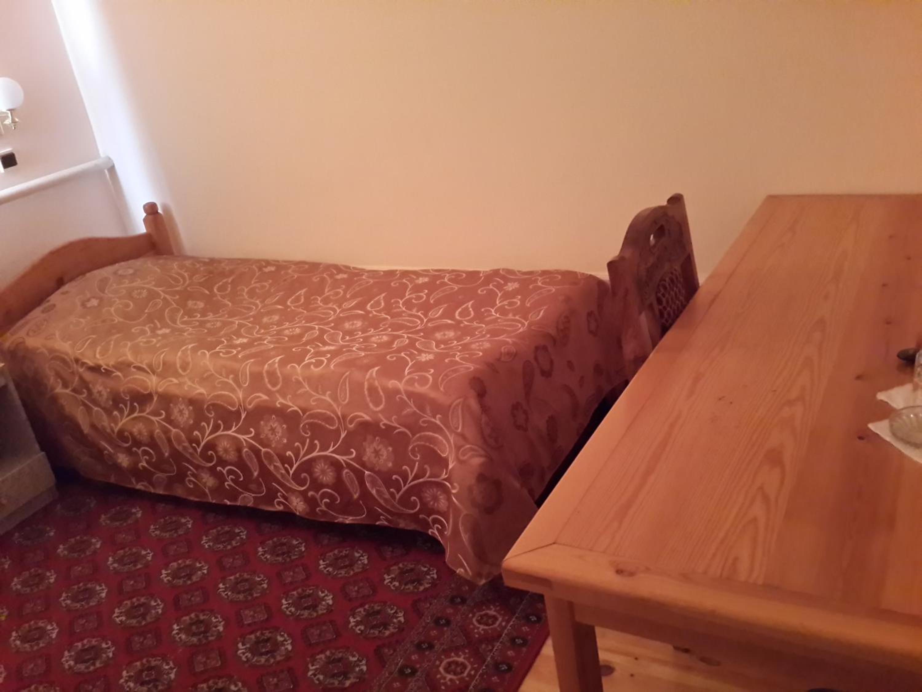 Single Room with Bath photo 2