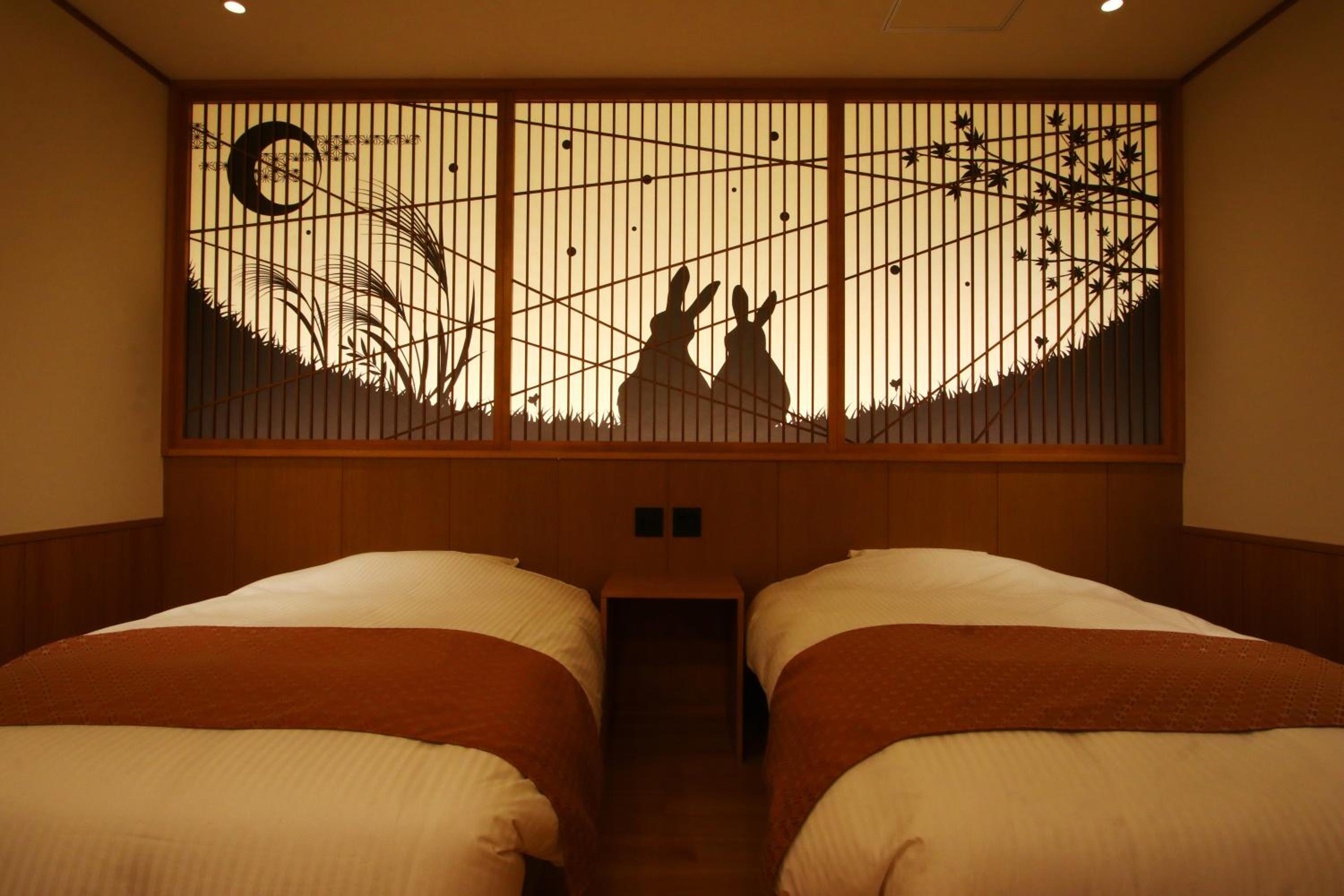 Suite with Hot Tub photo 1
