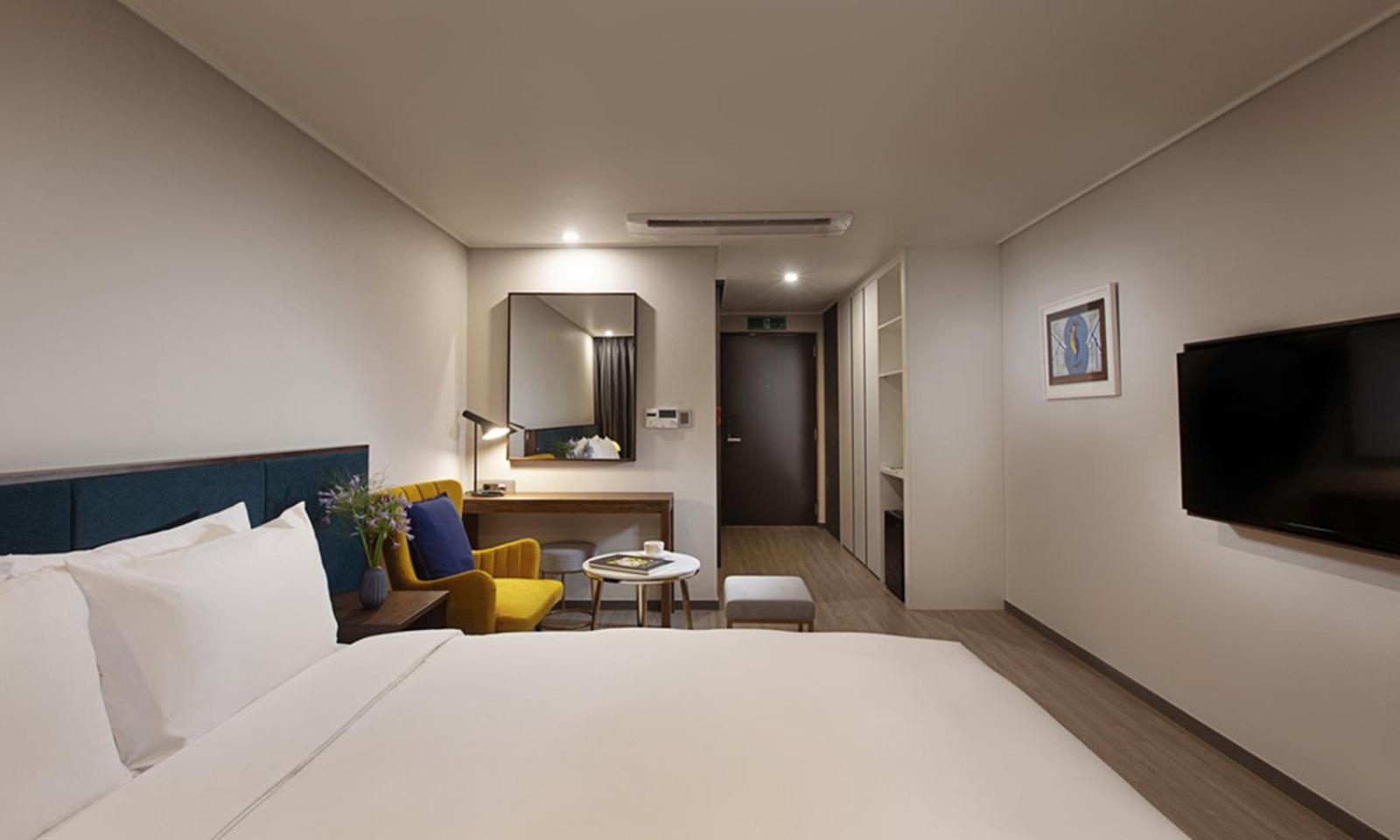 Deluxe Double Room - Photo 1