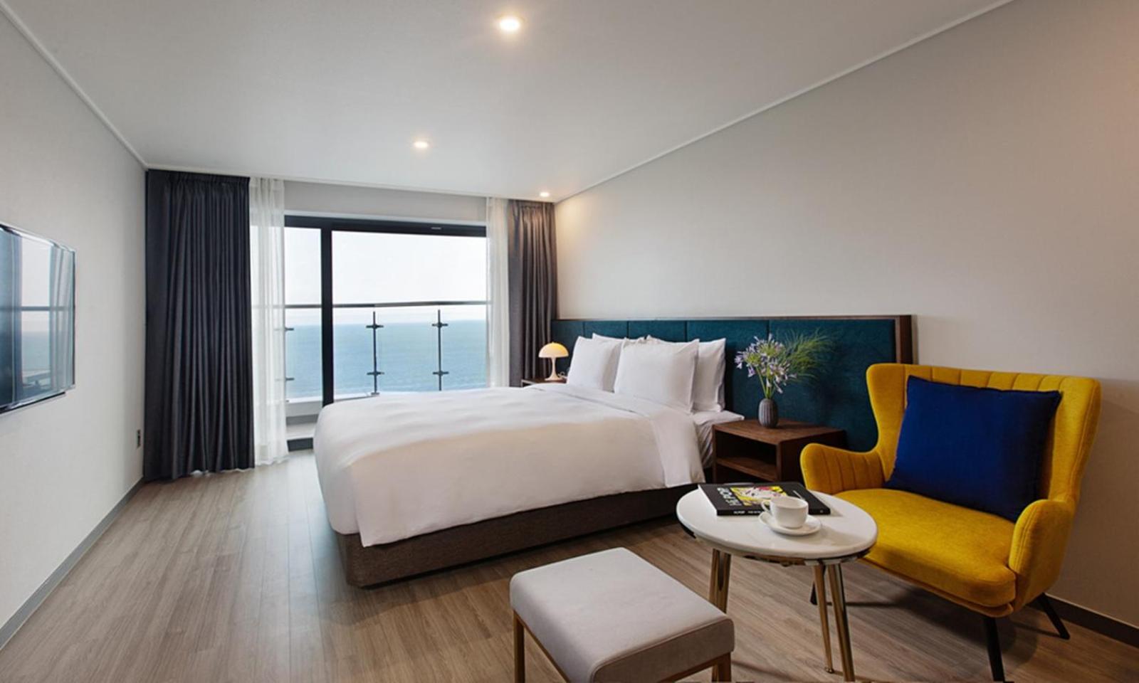 Ocean Deluxe Double Room