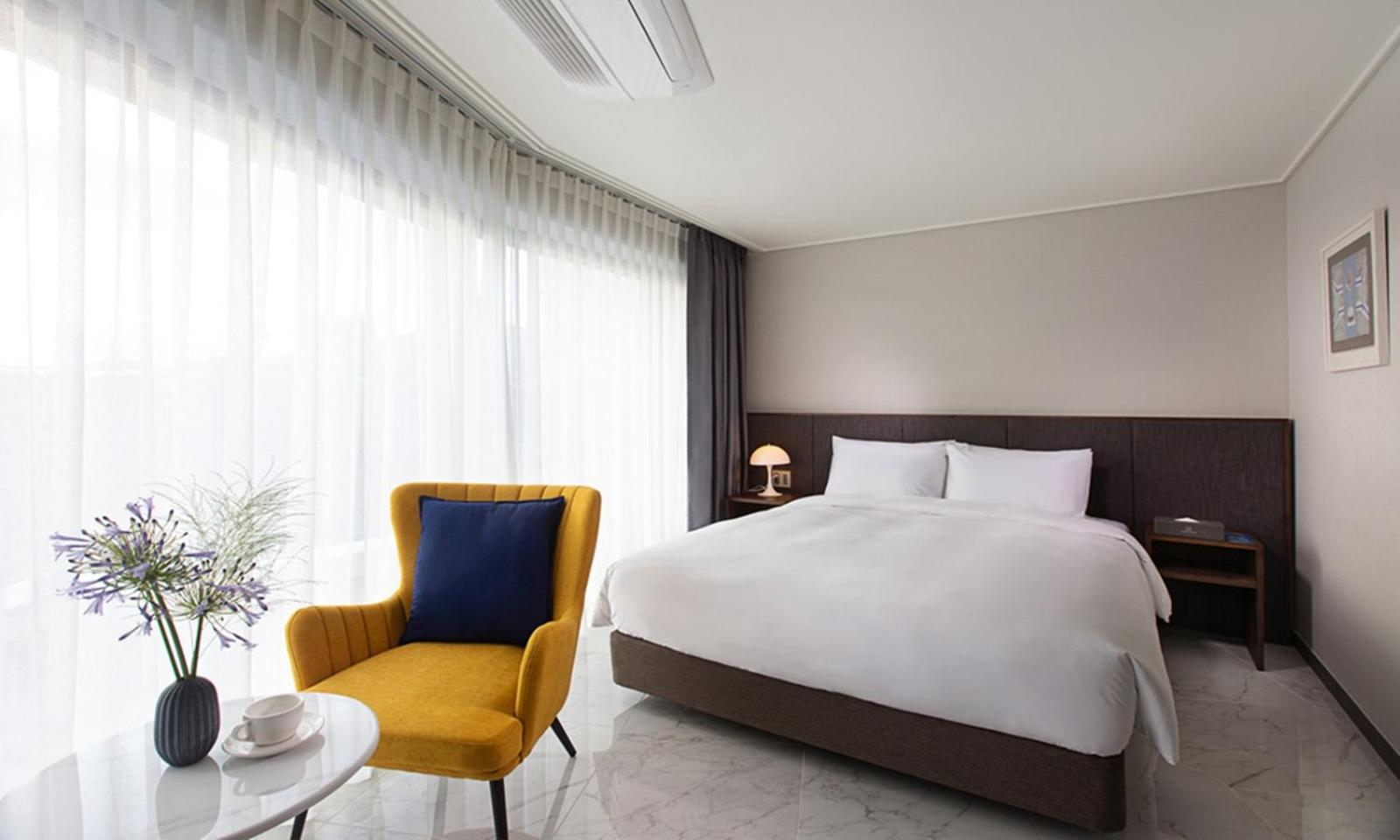 Premier Double Room - Photo 1