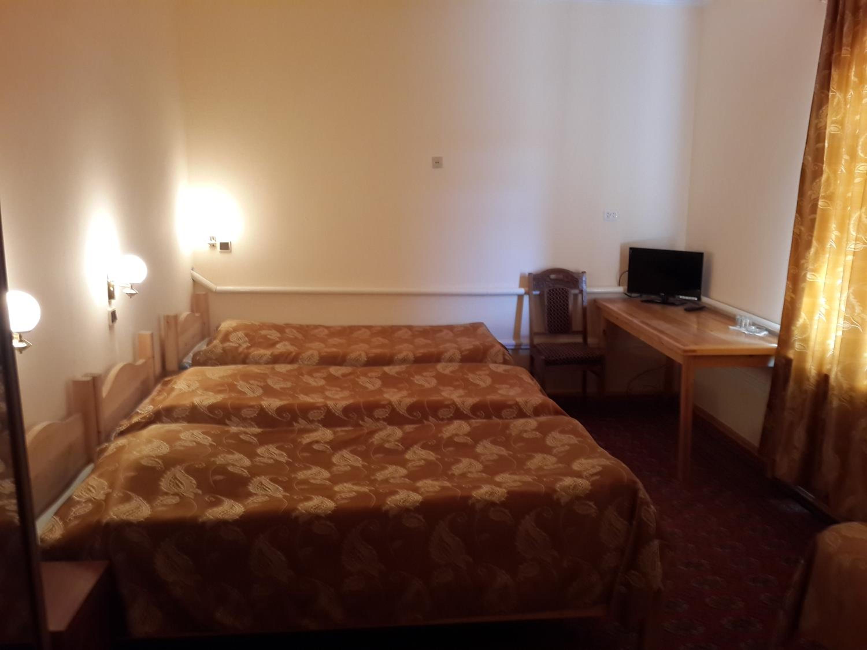 Triple Room with Bath
