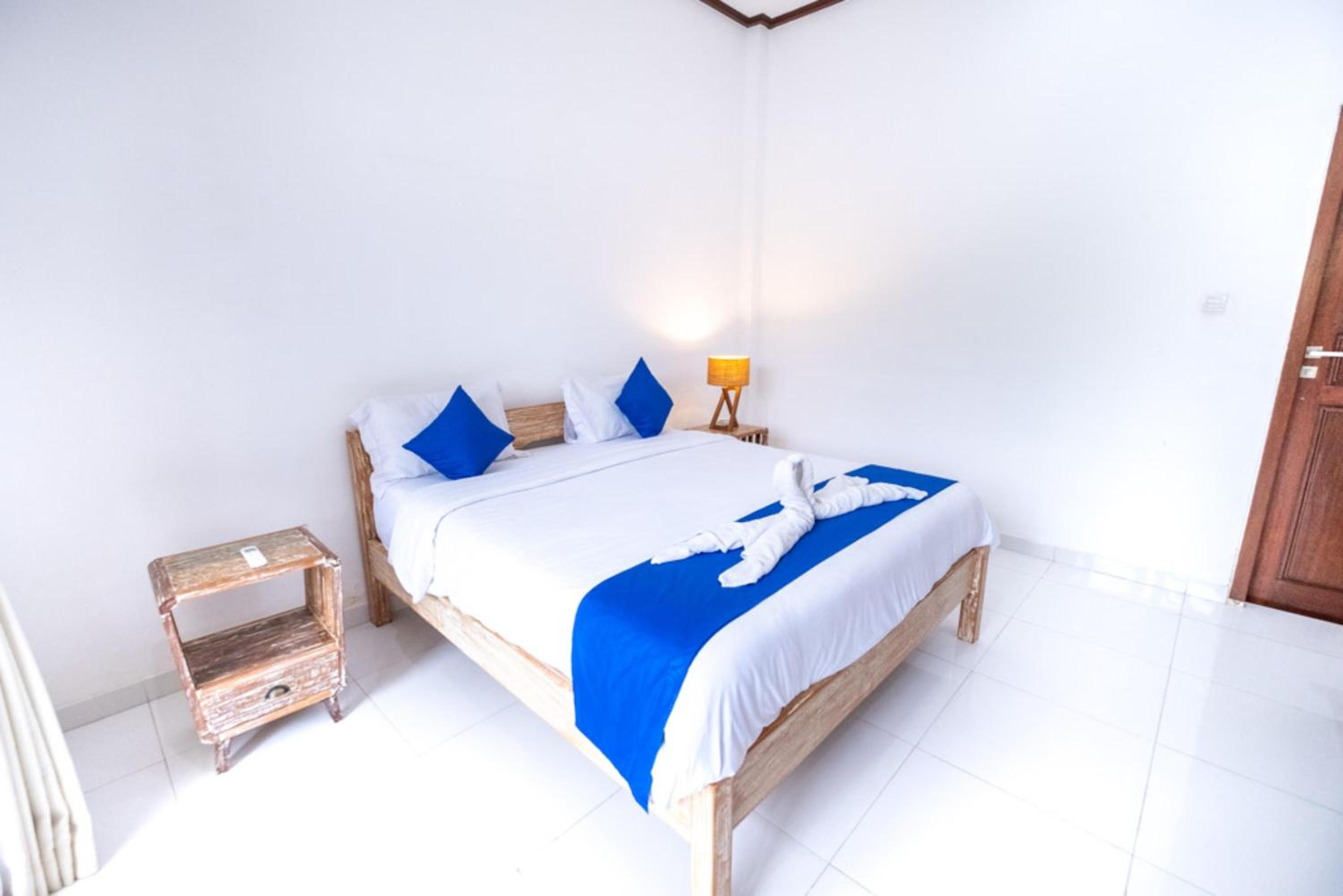 Deluxe Room - Photo 7
