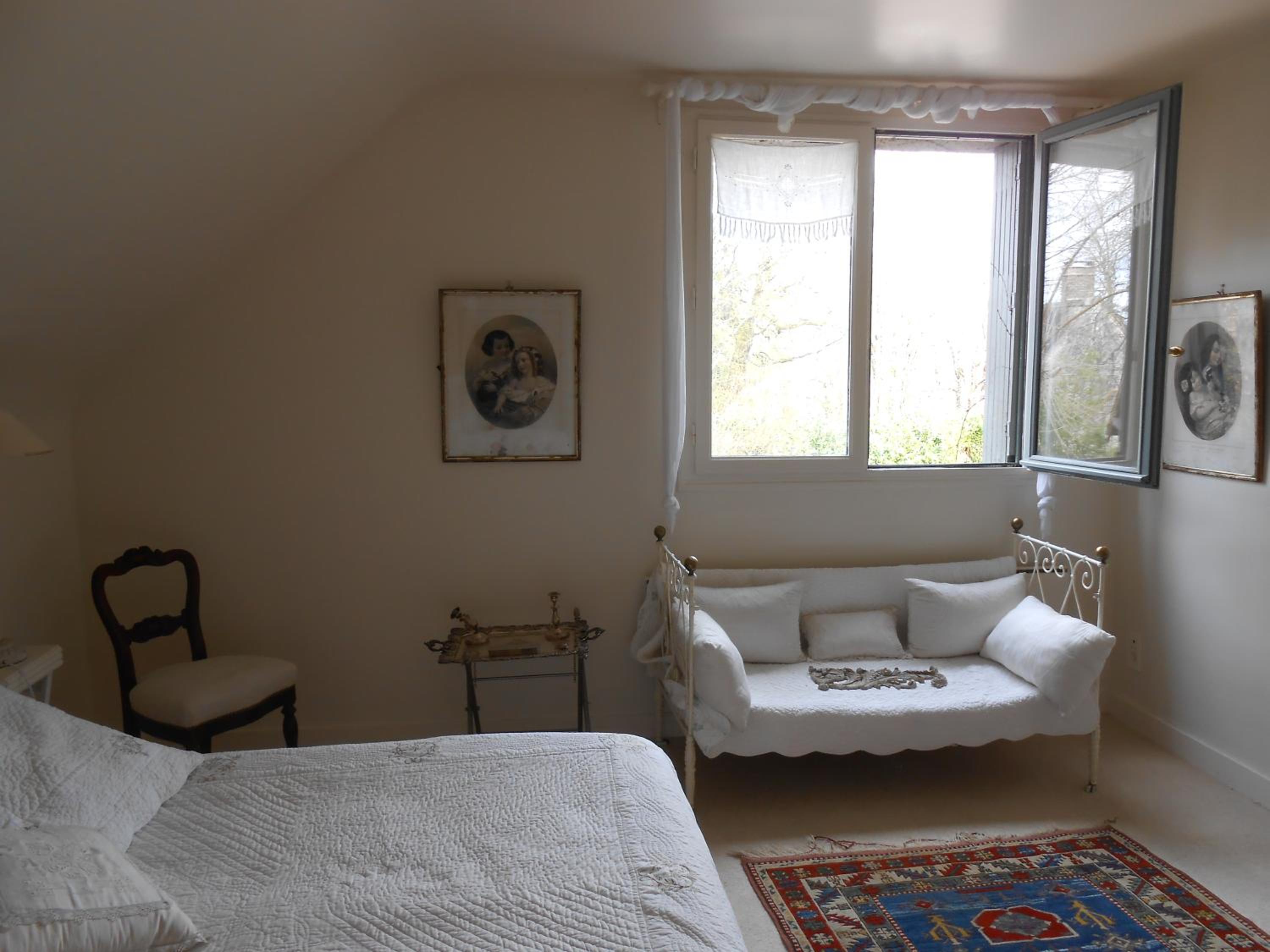 Double Room - Photo 1