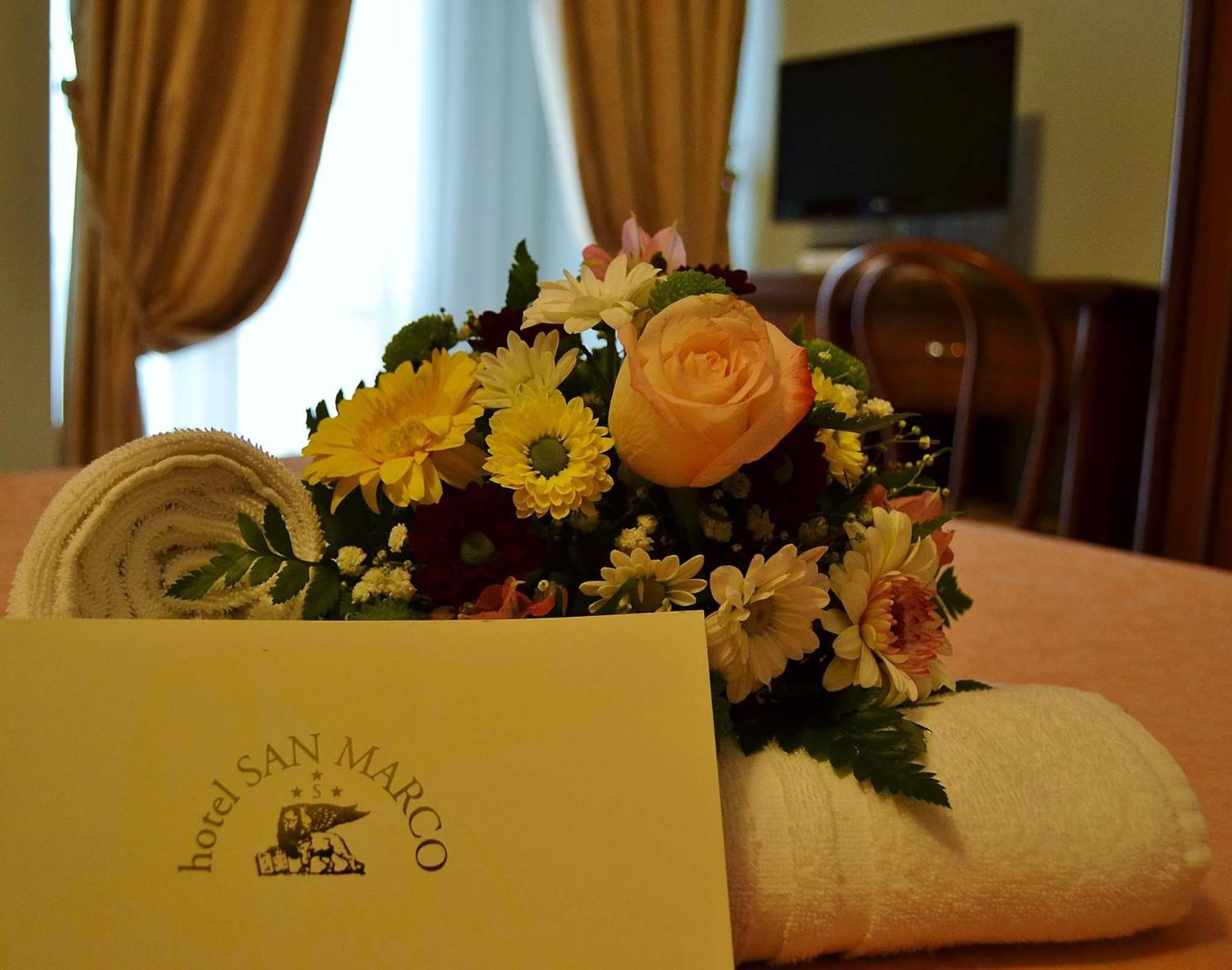 Standard Triple Room - Photo 4