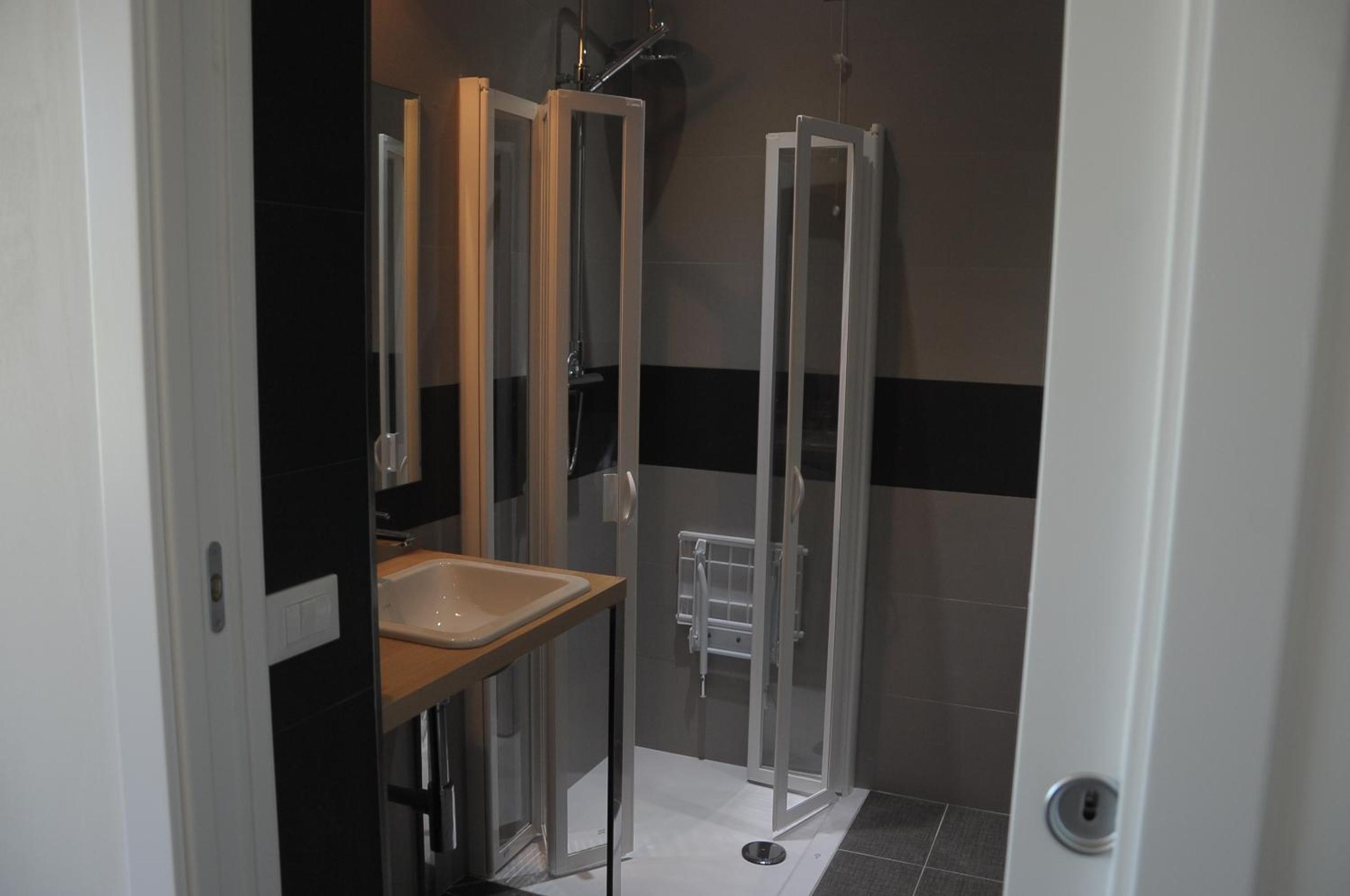 Double or Twin Room - Disability Access - Photo 2