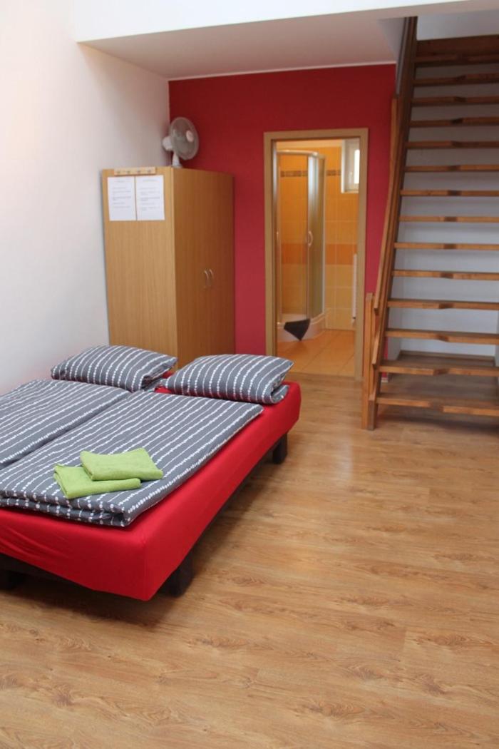 Duplex Quadruple Room photo 3