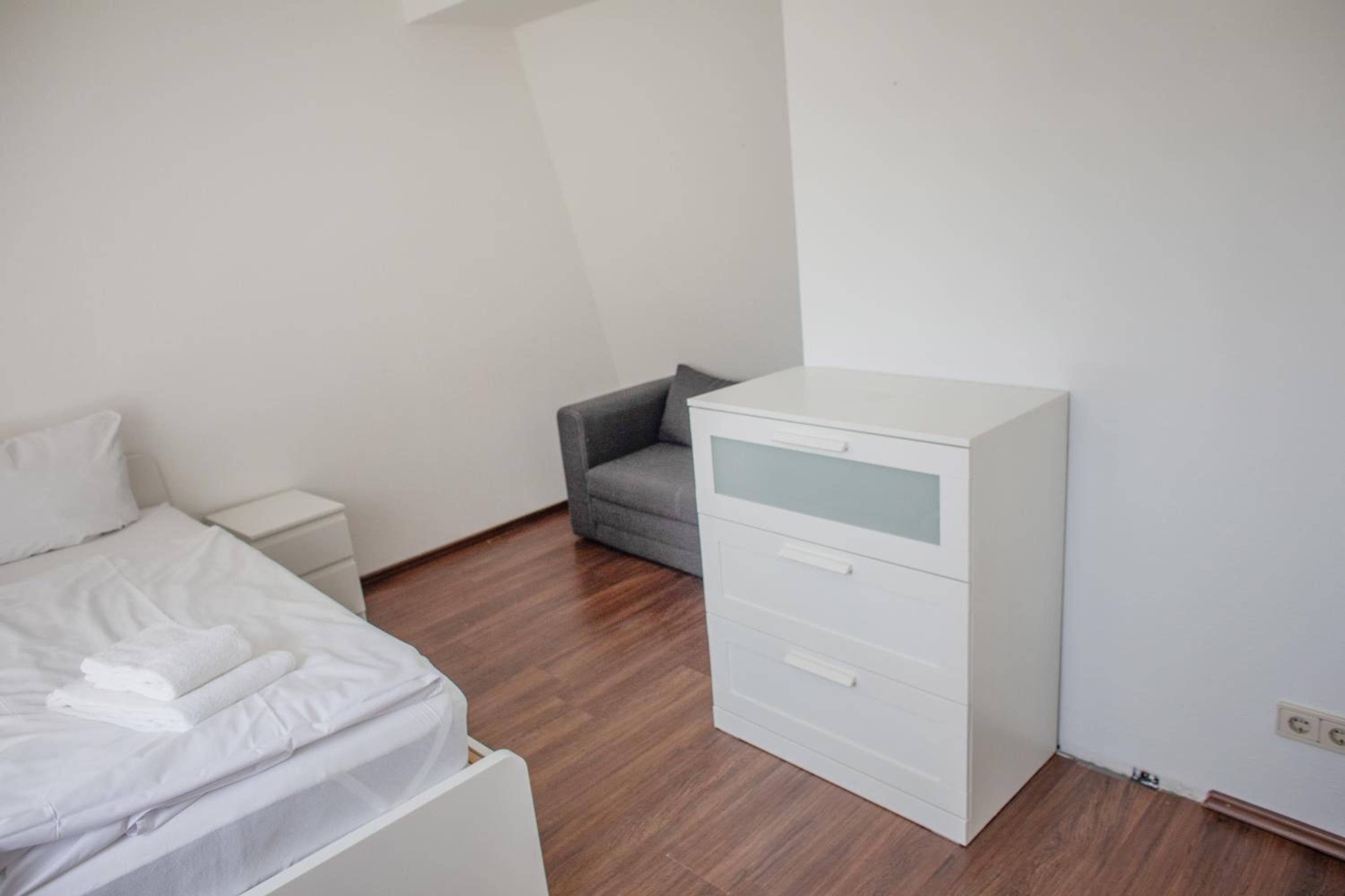 Twin Room with Shared Bathroom photo 1