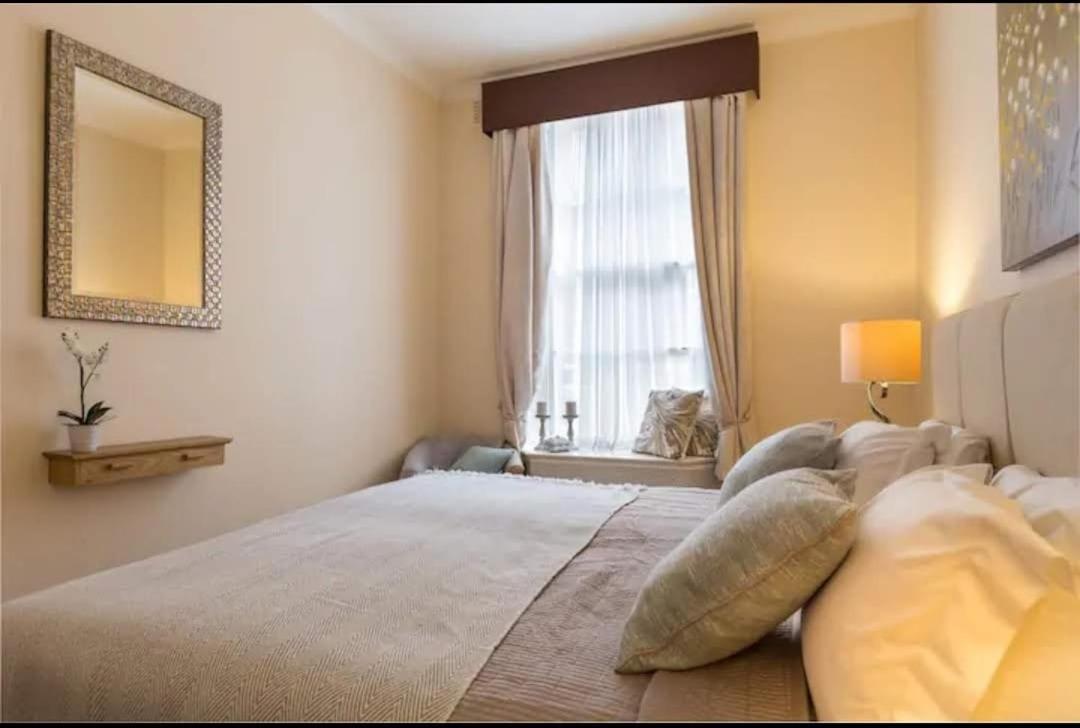 Budget Double Room photo 3