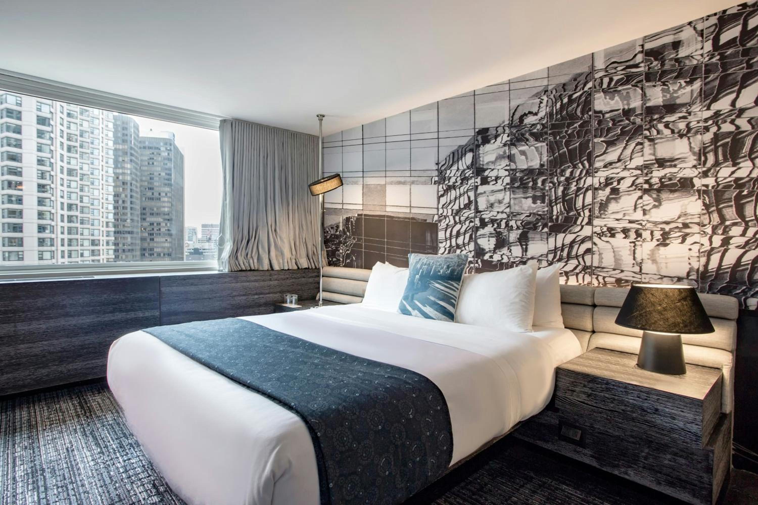 King Room with City View - Photo 2
