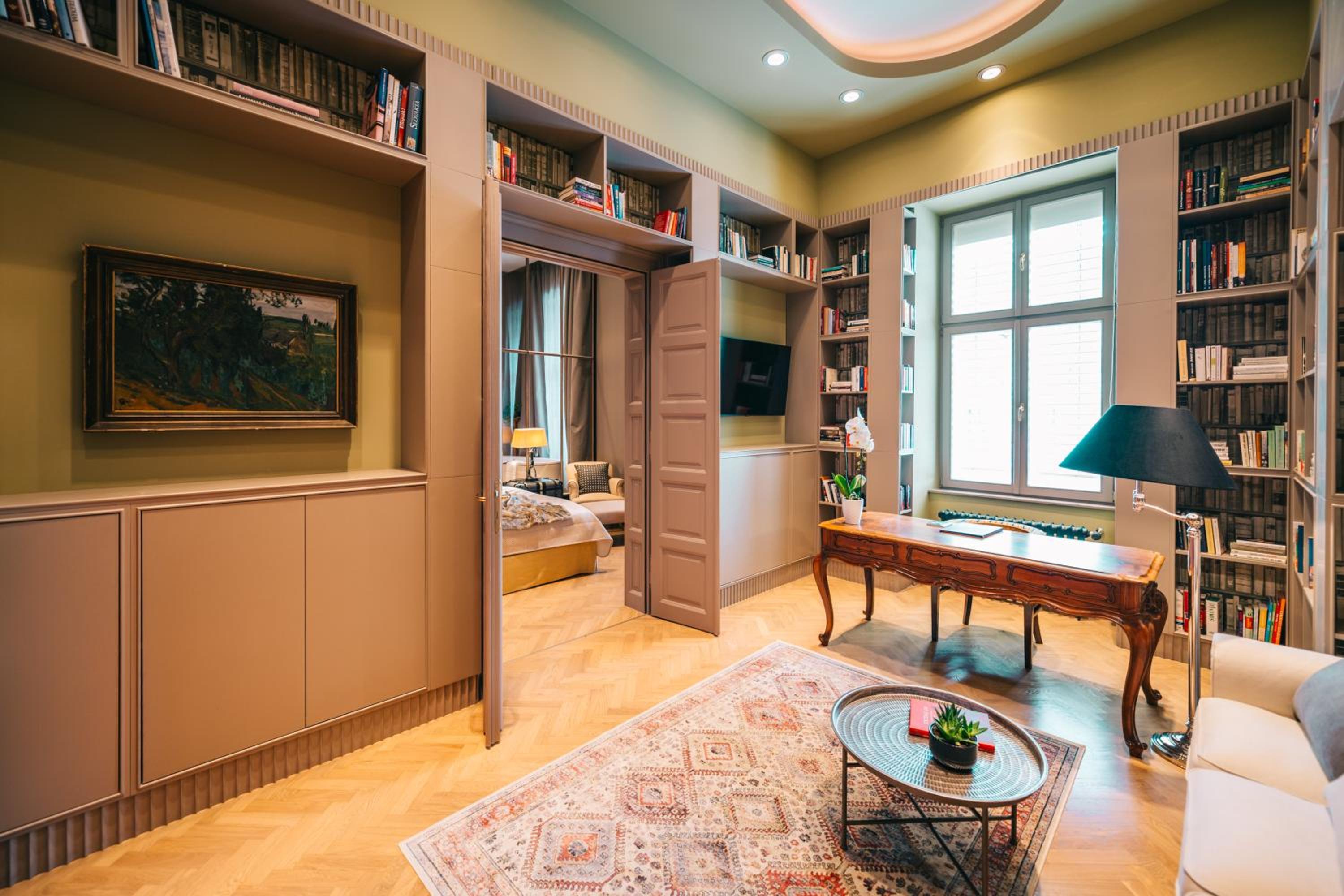 King Suite - Photo 4