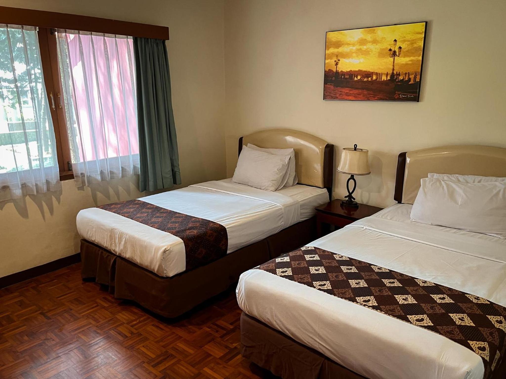 3-Bedroom Family Twin Room & Dine for 2 Adults only