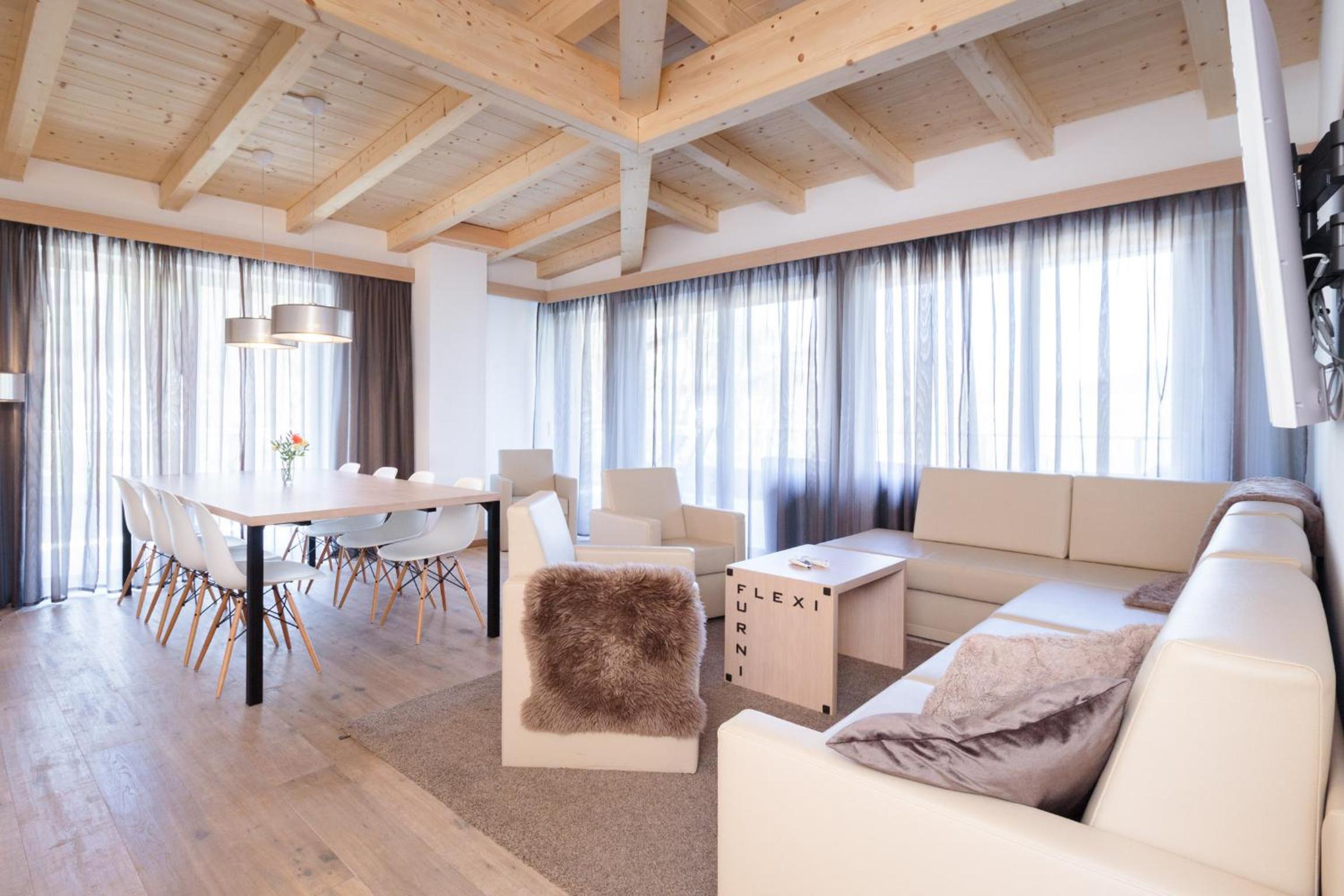 Large Penthouse Apartment with Terrace photo 1