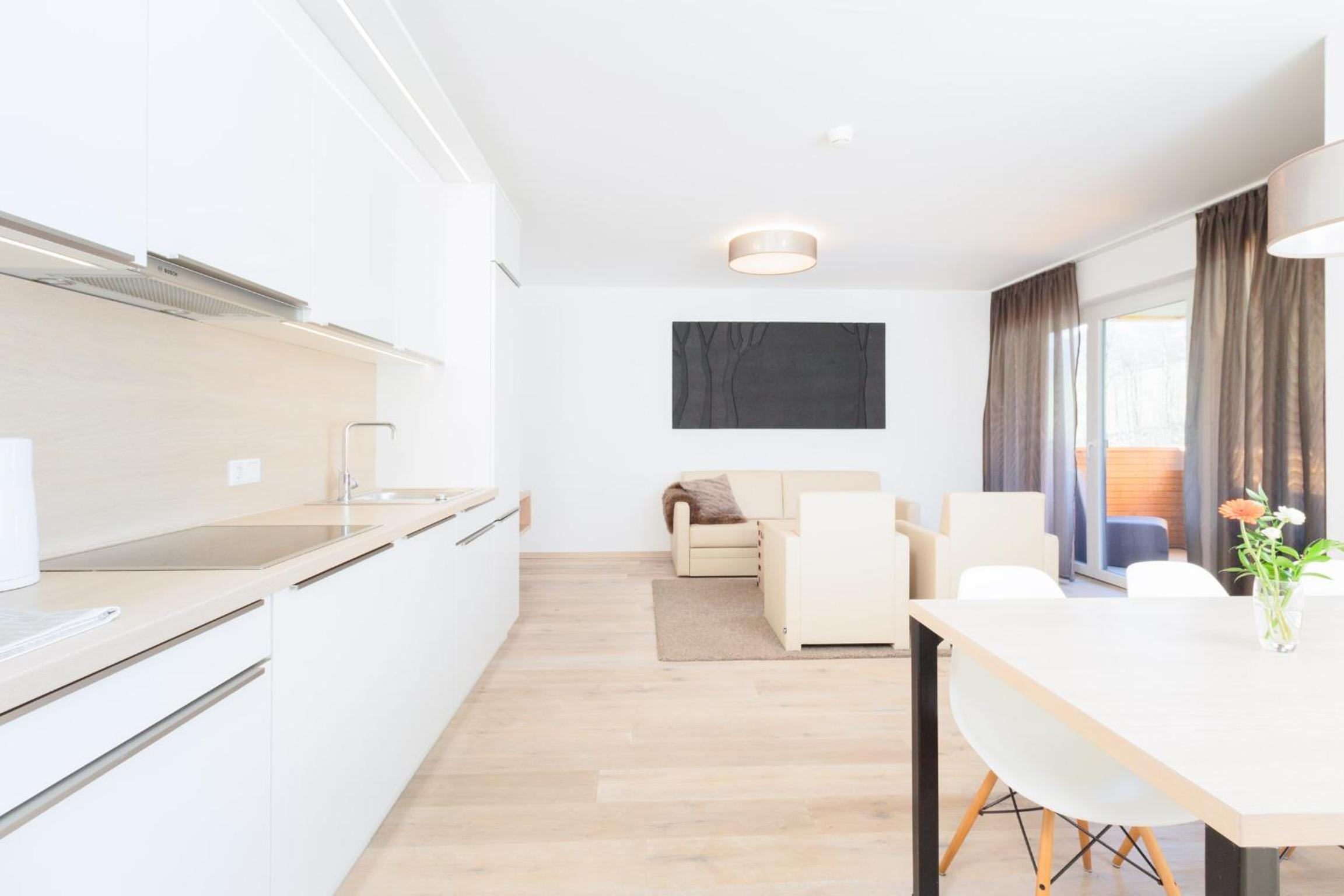 One-Bedroom Apartment Balcony photo 1