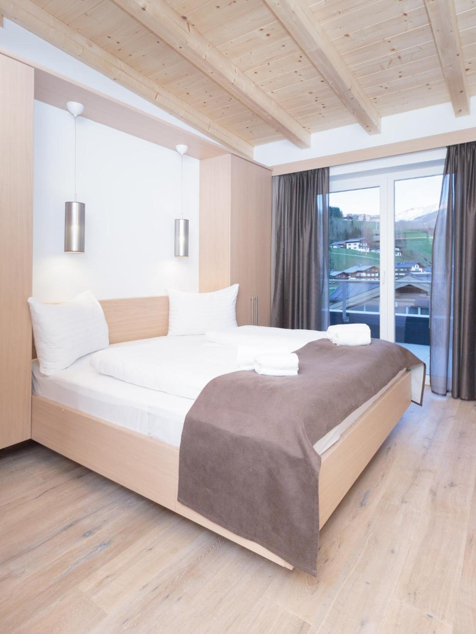 Penthouse Apartment with Terrace photo 3