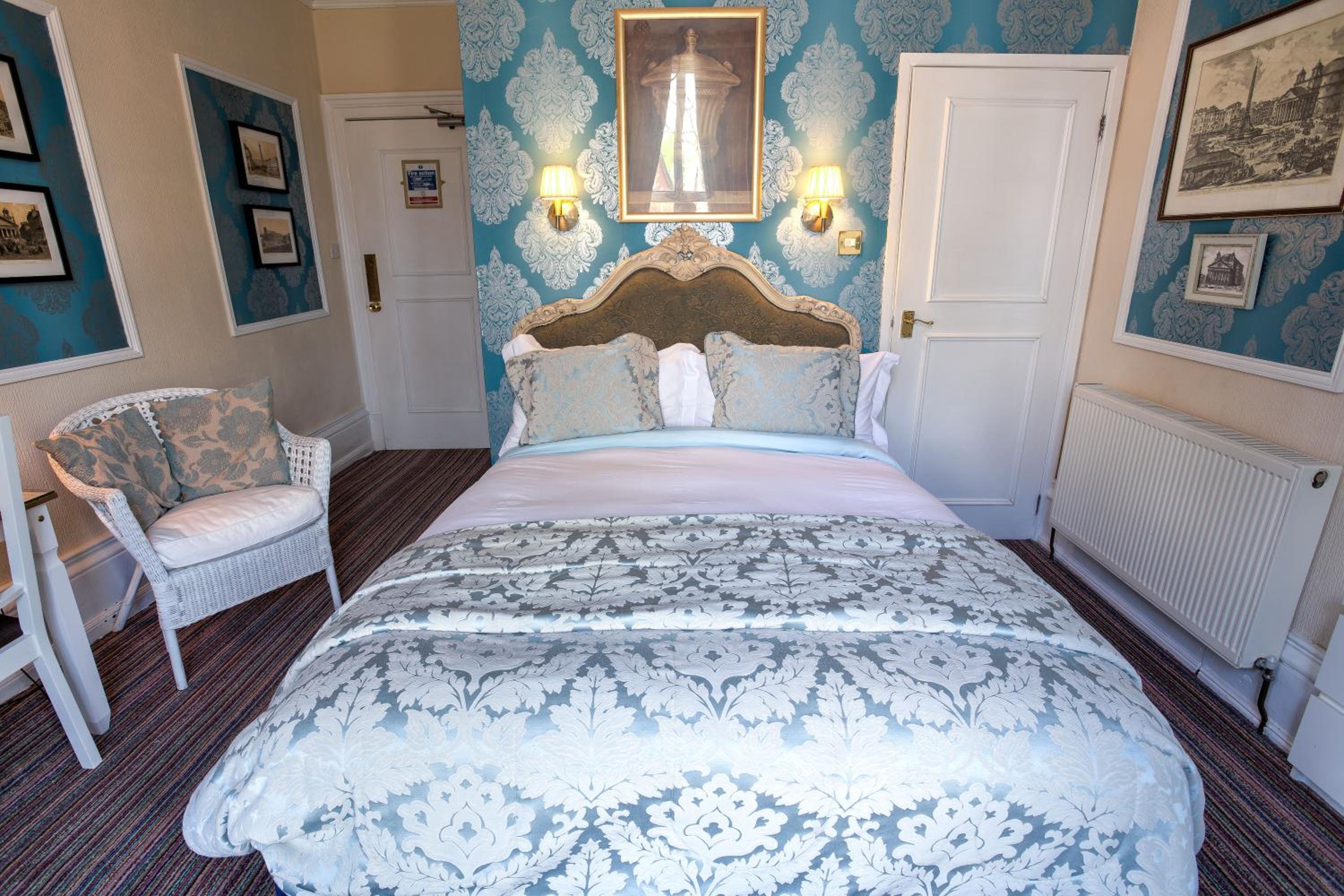 Double Room - Photo 1