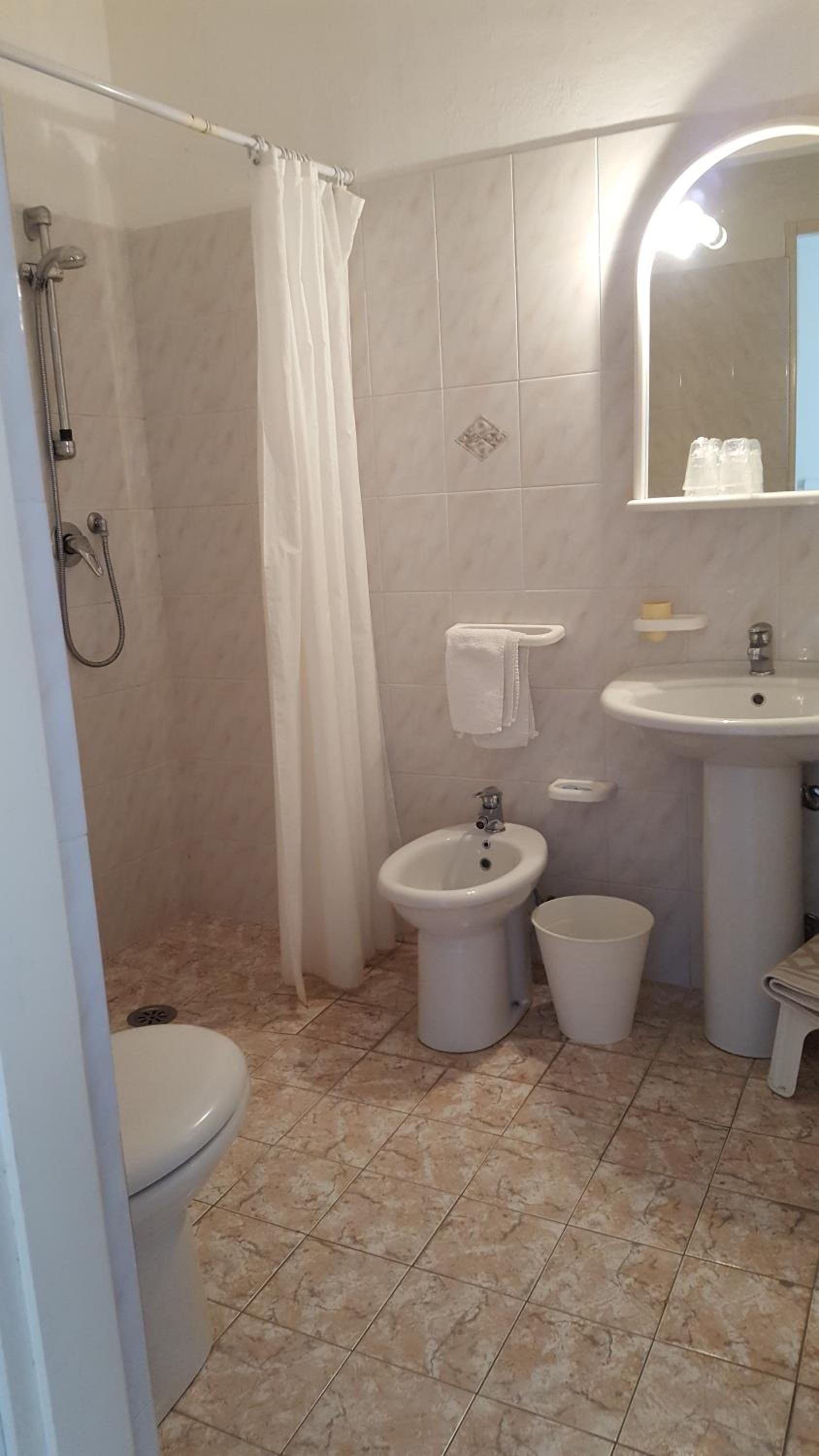 Triple Room photo 3