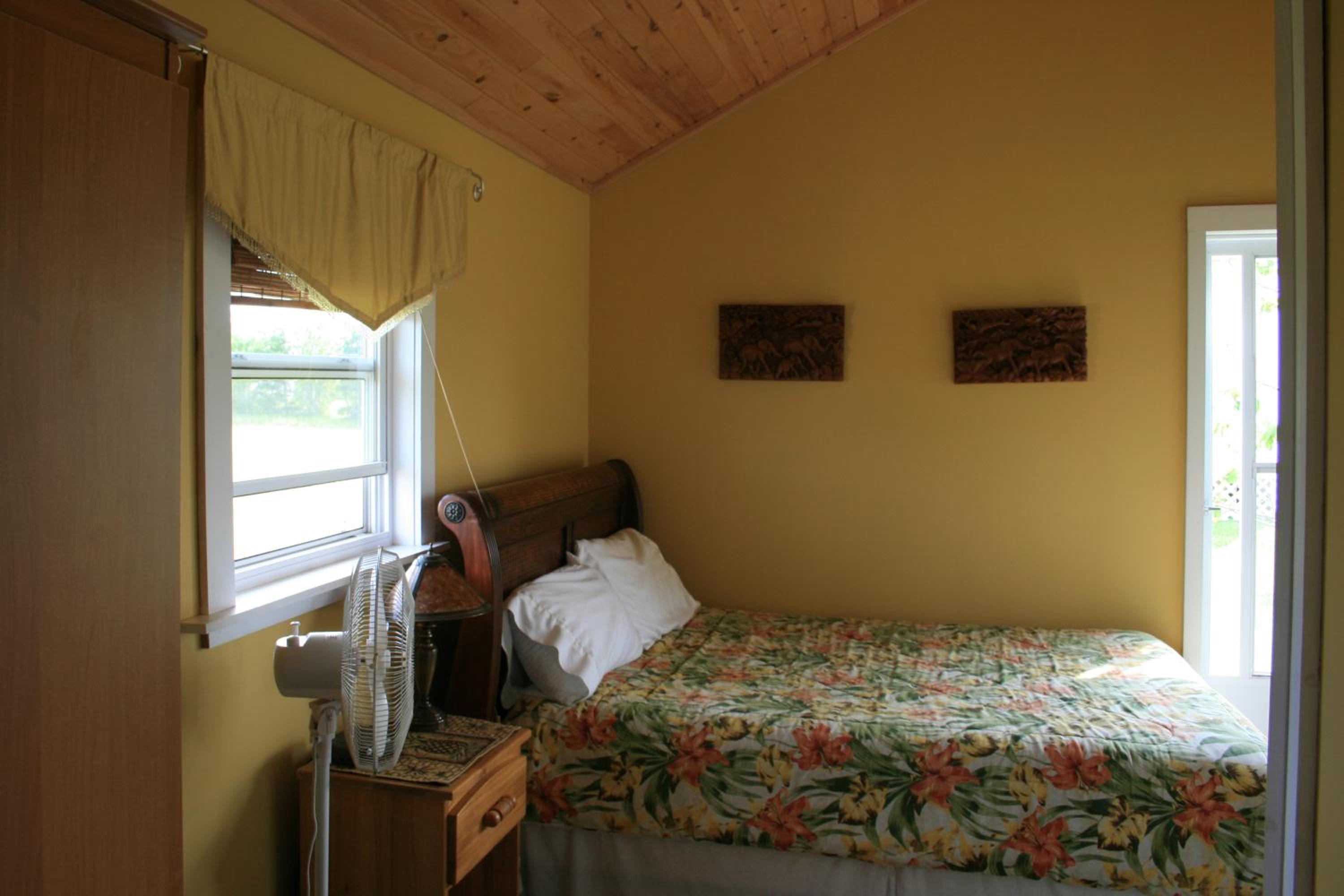 One-Bedroom House photo 1