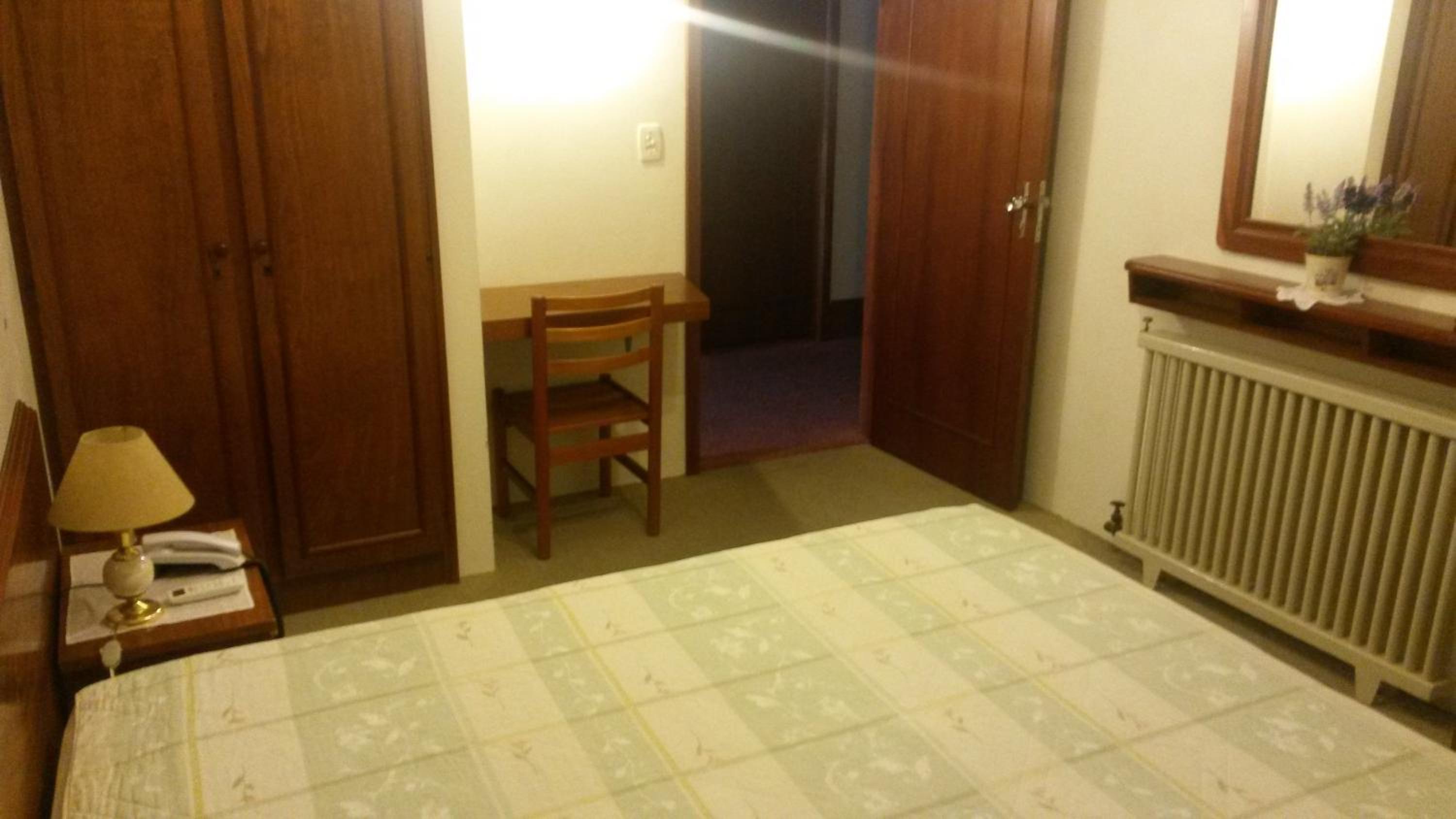 Deluxe Double or Twin Room photo 3
